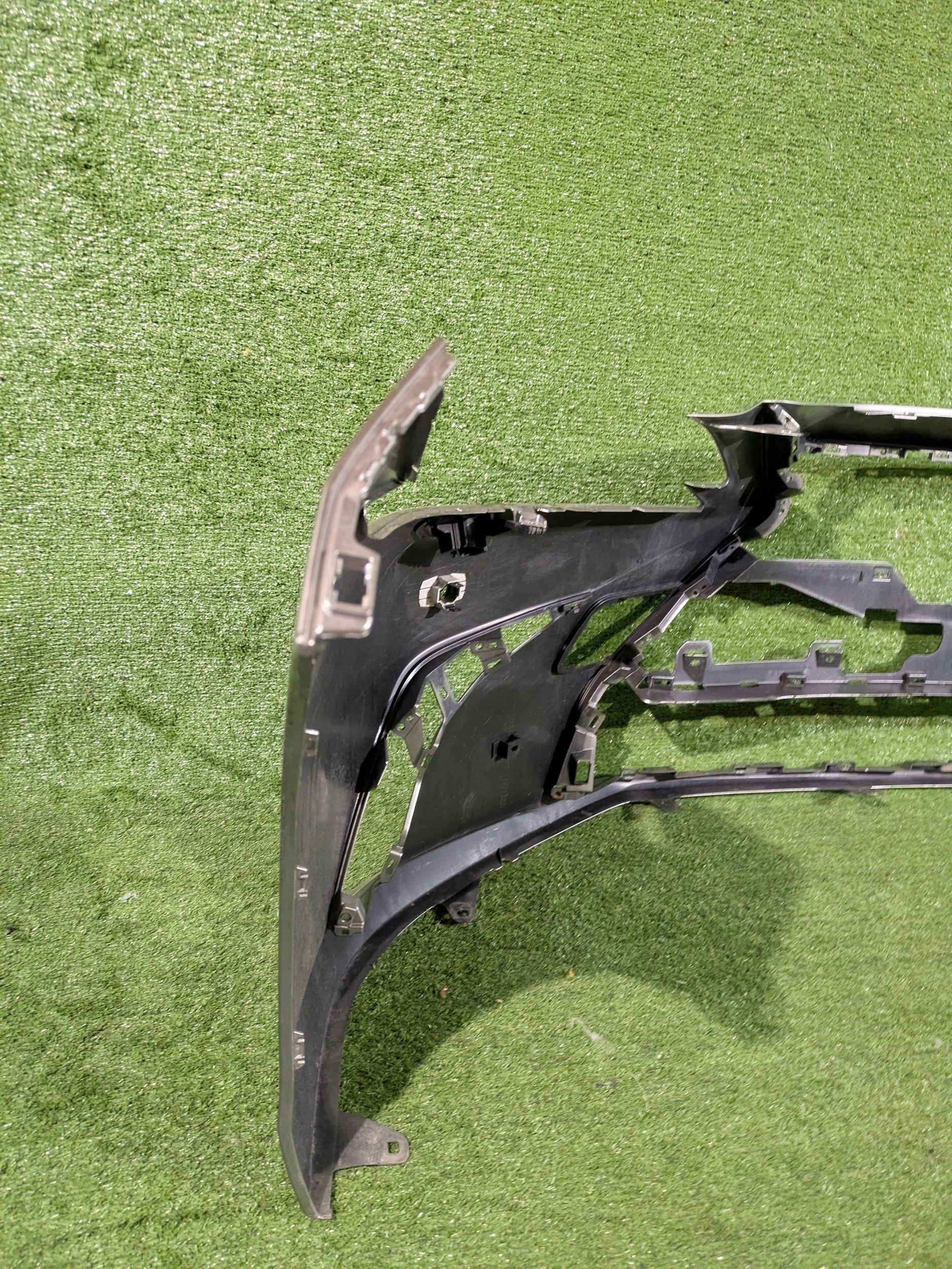 front bumper front LEXUS ES VII 18- NR.8380