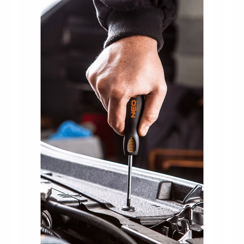 ŚRUBOKRĘTY WKRĘTAKI NEO TOOLS ZESTAW 37 ELEMENTÓW MAGNETYCZNA KOŃCÓWKA EAN (GTIN) 05901079318414