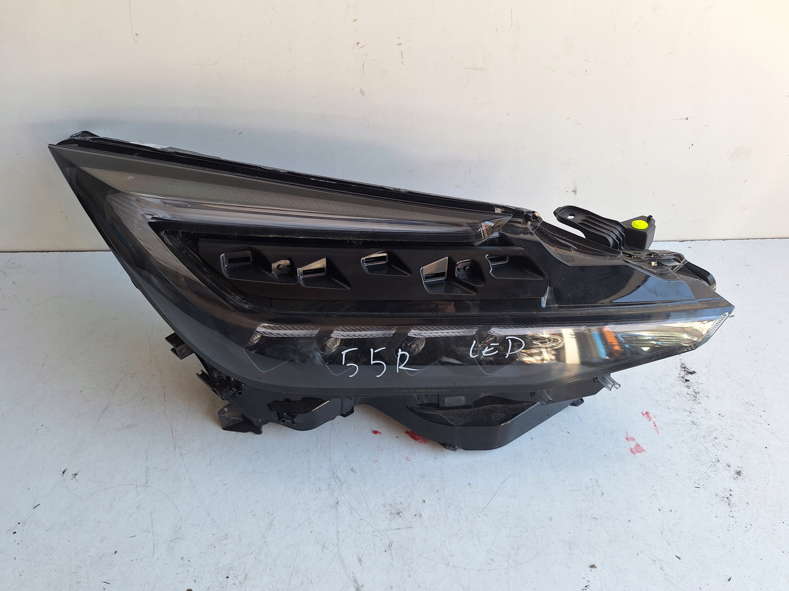 TOYOTA CH-R II 23-> light right FULL LED EU 55R