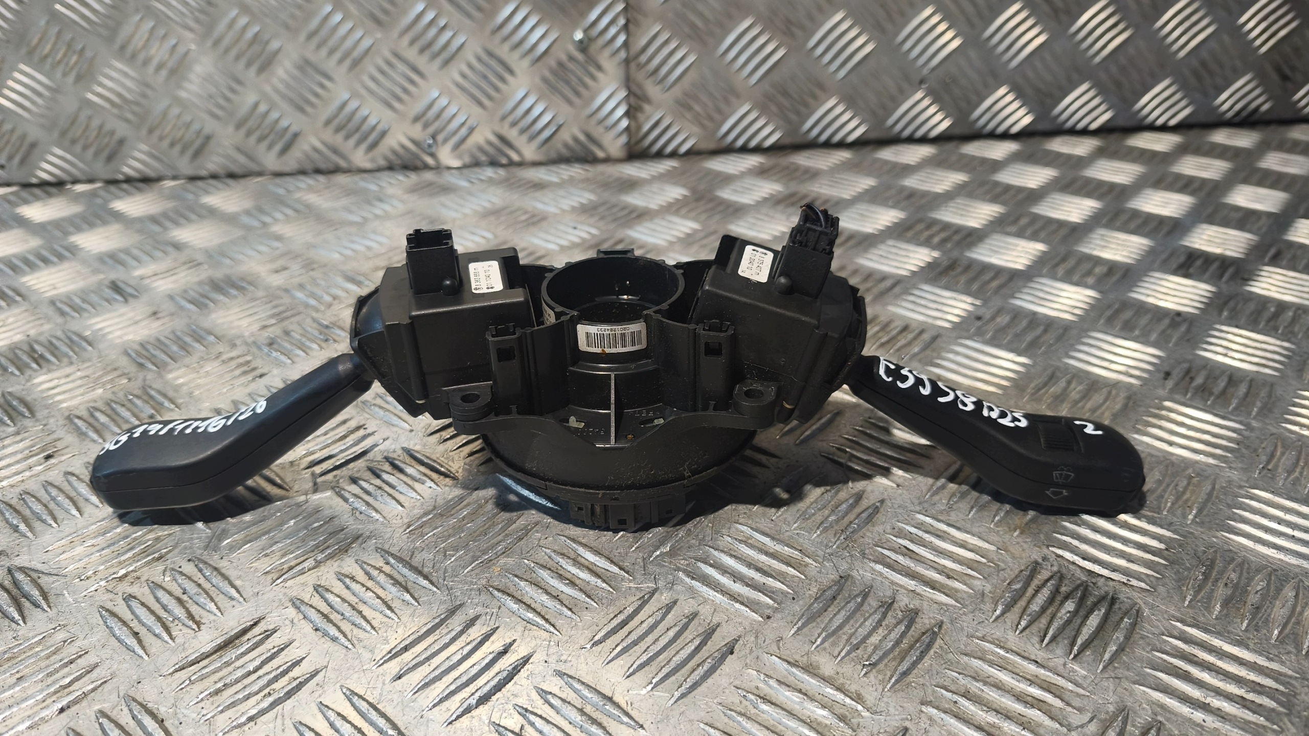 commande levier commodo sous volant BMW E39 2002r 61.31-8375396.9