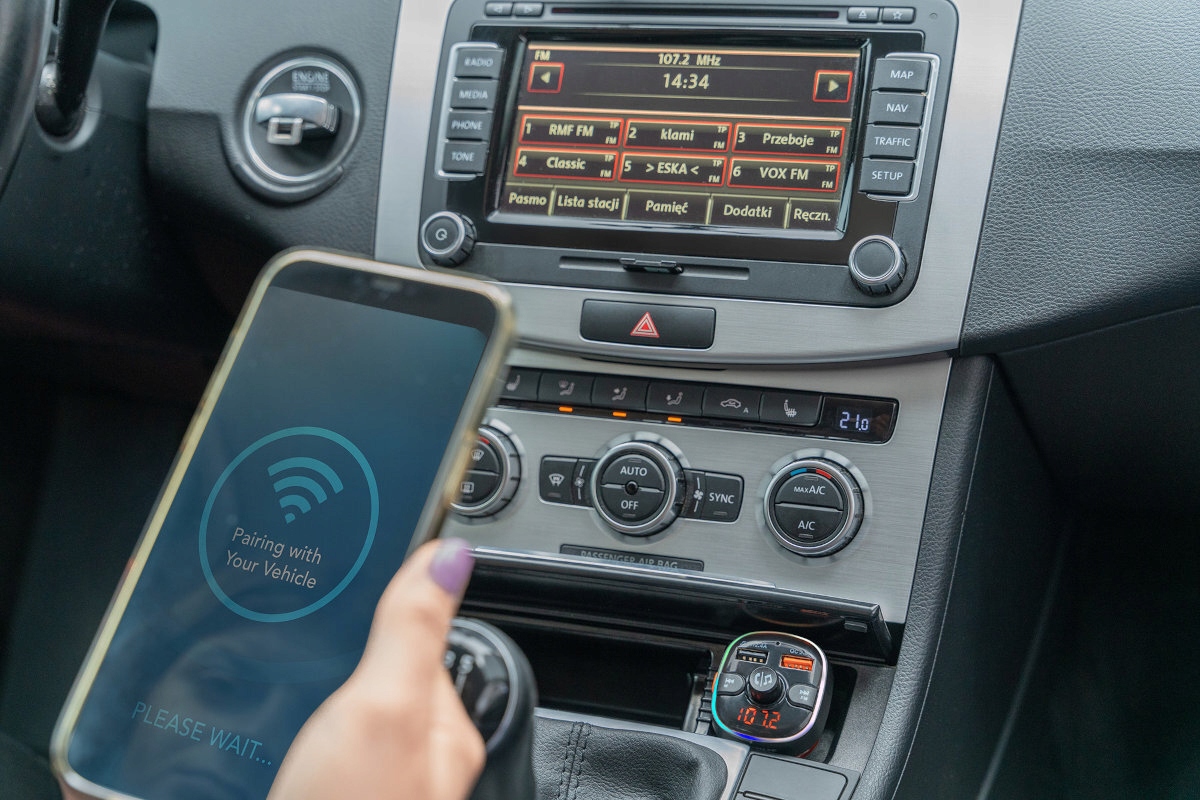 Transmiter FM GÖTZE & JENSEN Golden Line FT800 Model Golden Line FT800