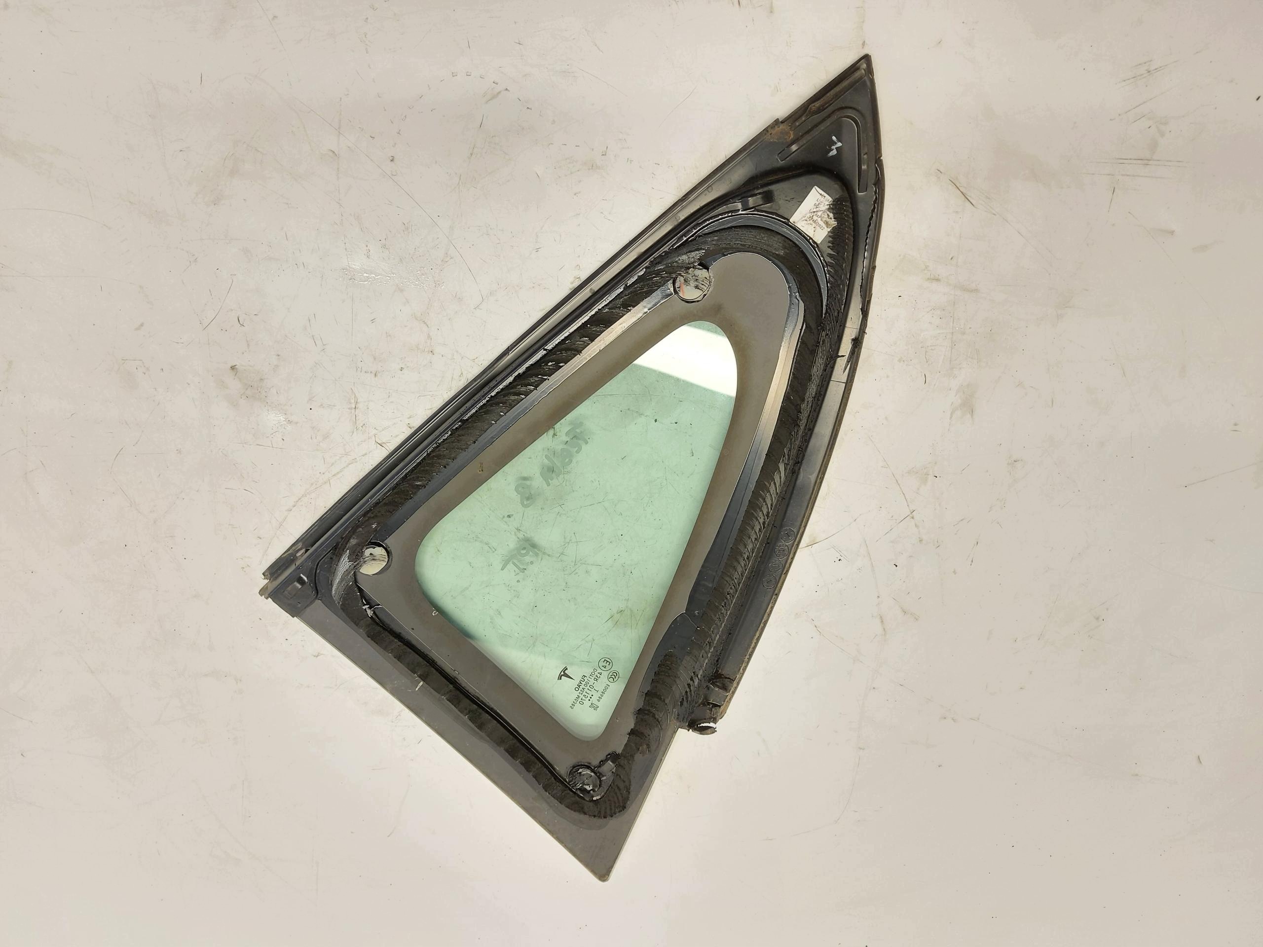 TESLA MODEL 3 2022r window rear part left 2021 AS2