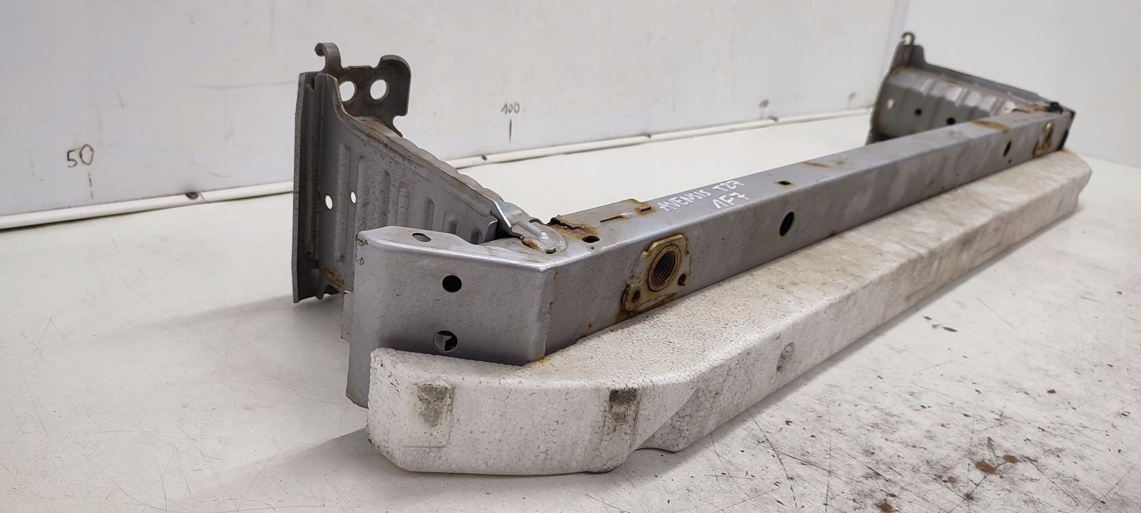 bumper support front front Toyota Avensis T27 2,2 D4D