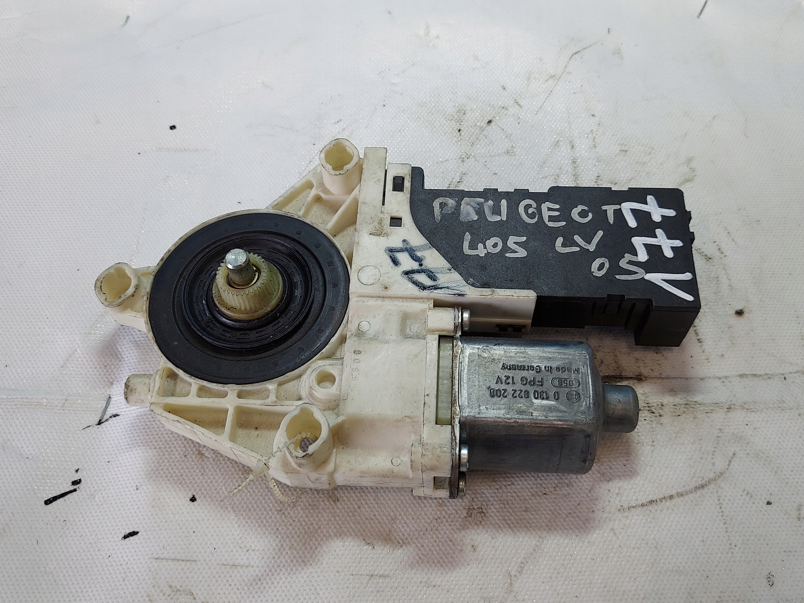 engine lifting windows PEUGEOT 407 1137328125 left front
