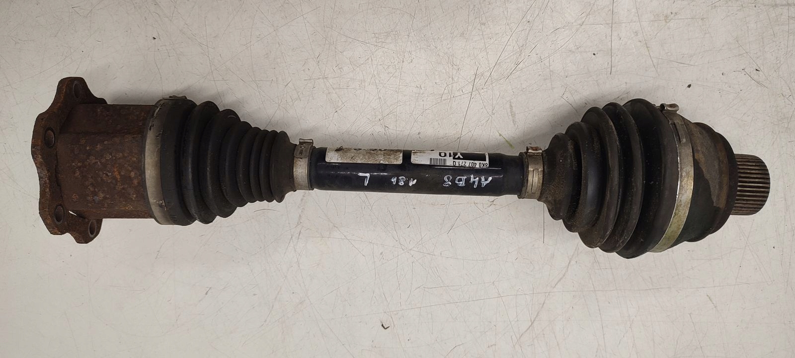 semi-axis short. Audi A4 B8 1,8 TFSI
