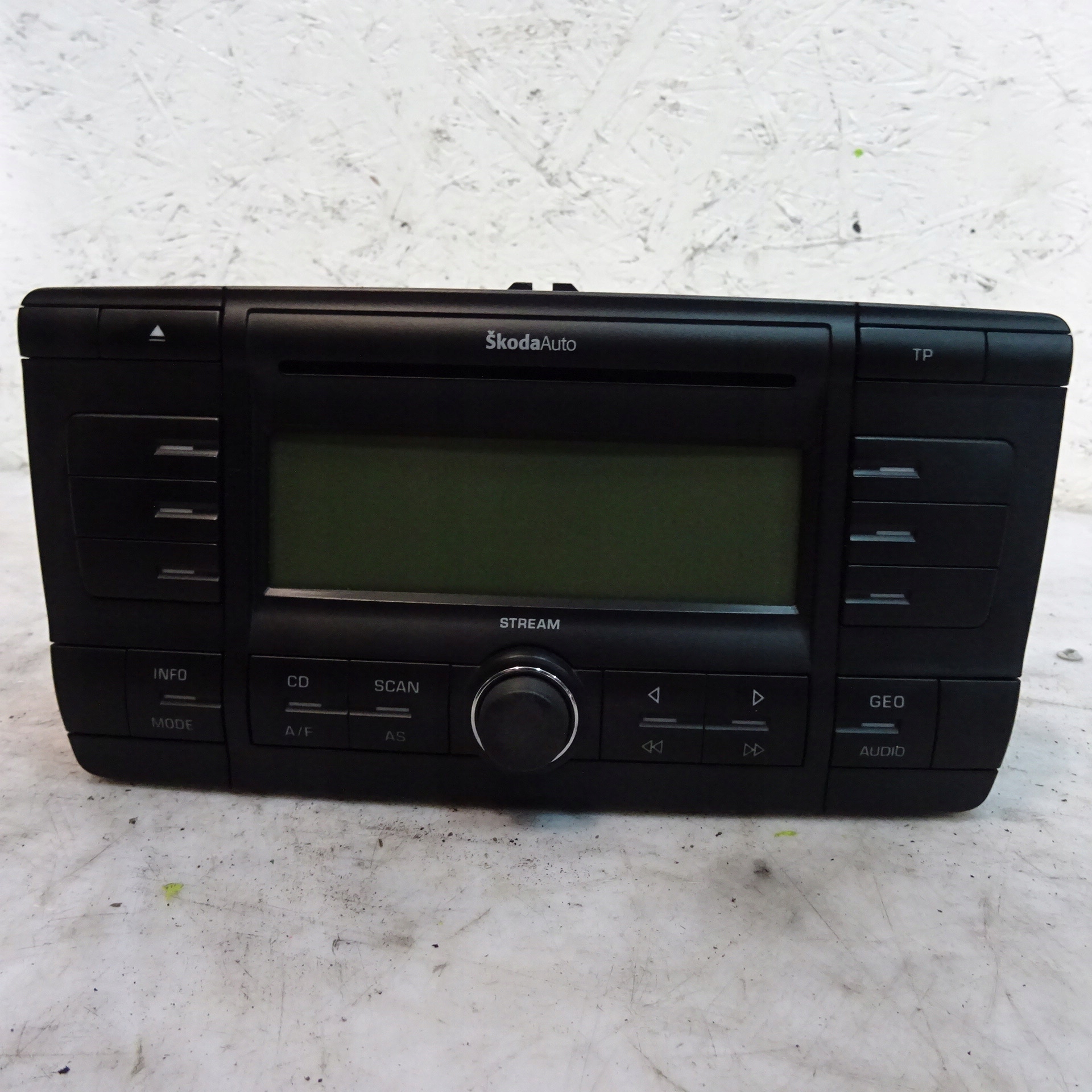 SKODA OCTAVIA II RADIO 1Z0035161A