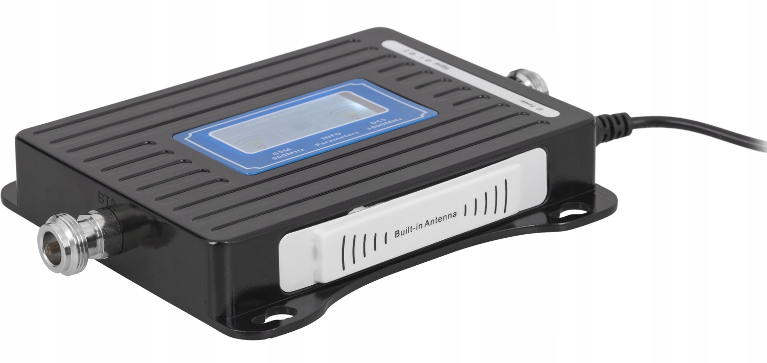 WZMACNIACZ SYGNAŁU INTERNETU GSM 4G LTE + 3 ANTENY Waga produktu z opakowaniem jednostkowym 1.5 kg