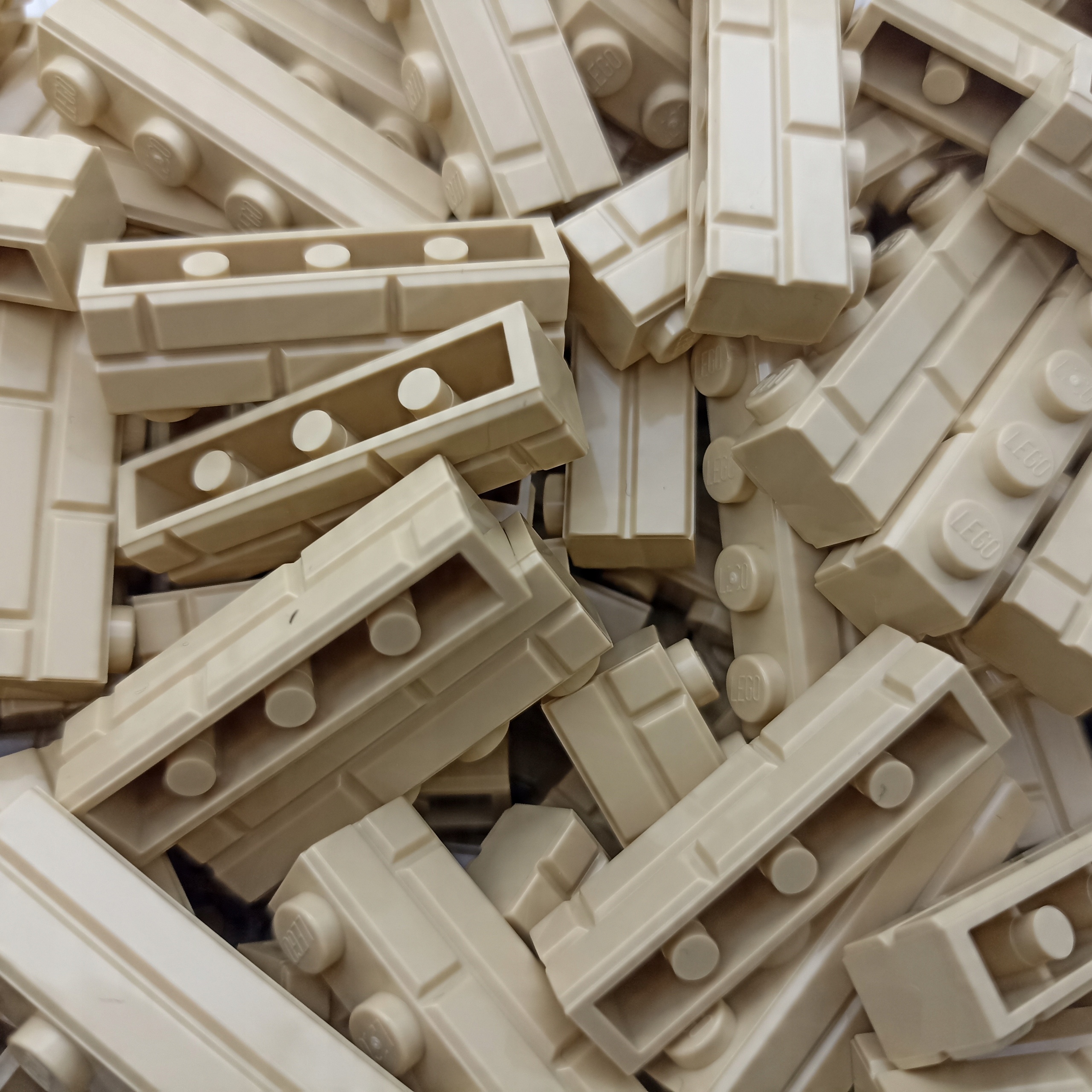 

Lego Cegła 1x4 piaskowy tan 6232136 15533 25 szt