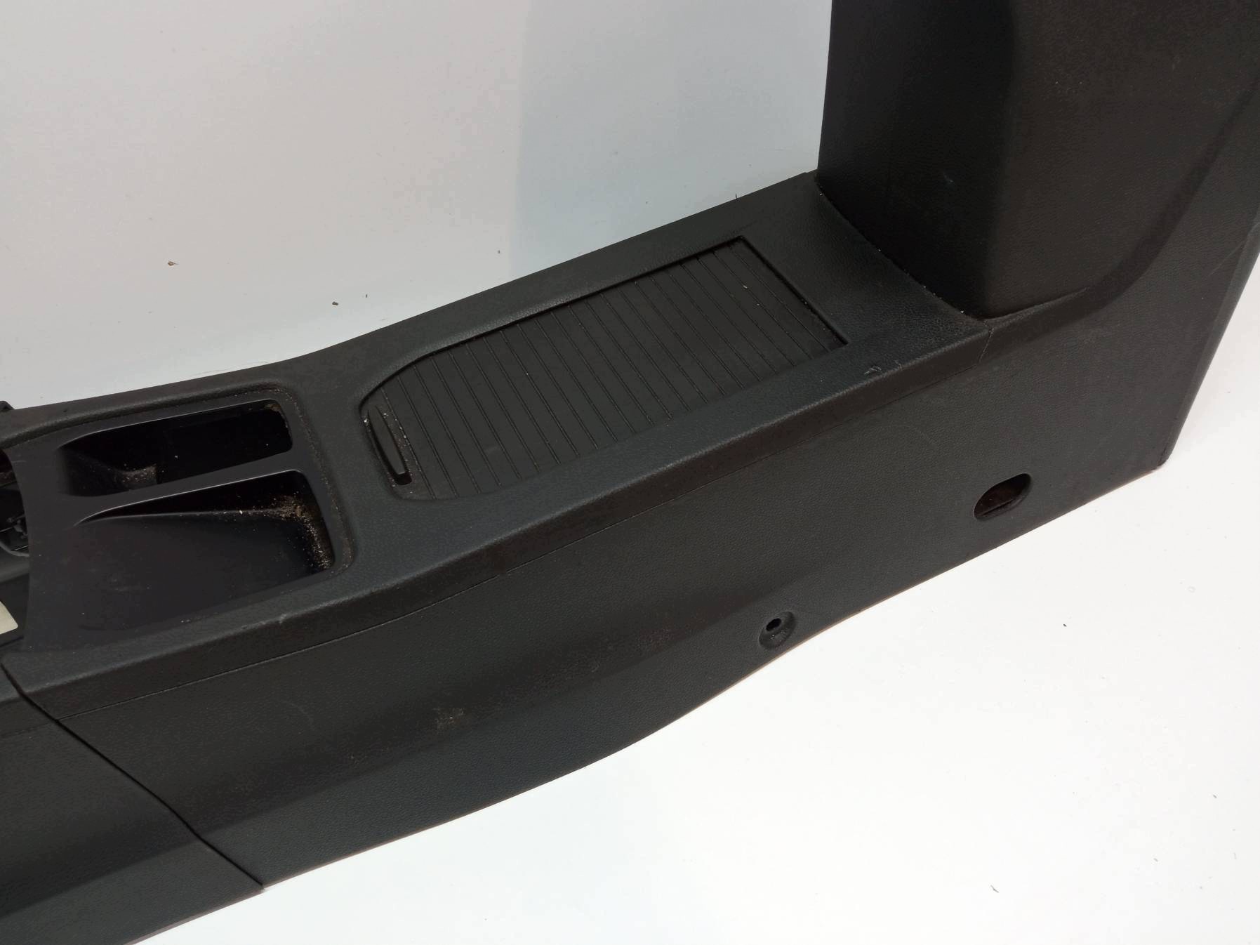 TUNEL central armrest RS red NIC leather Renault Clio V (2019-)
