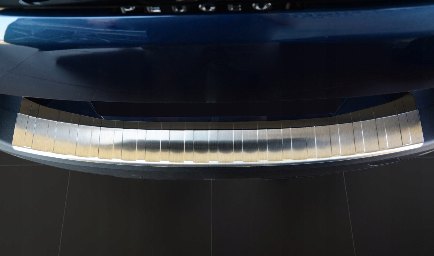 LISTWA NAKŁADKA NA ZDERZAK PEUGEOT 5008 II 2017- Strona zabudowy tył