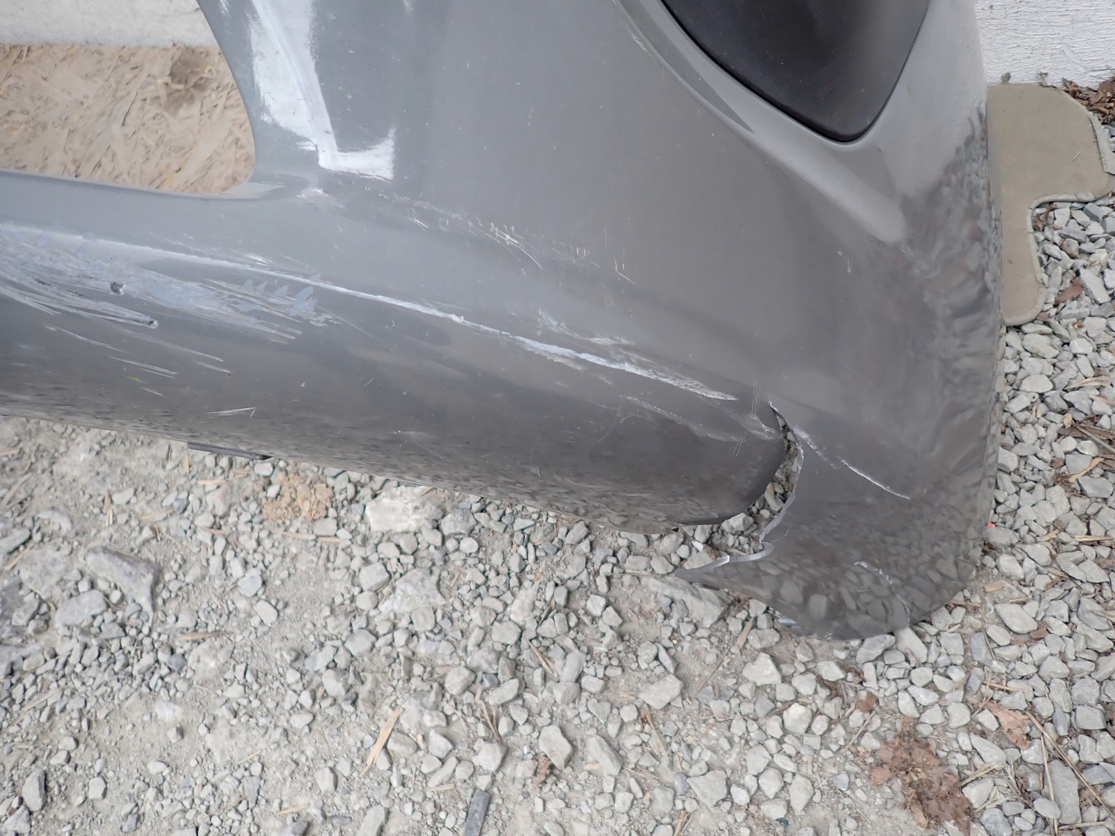 bumper front front OPEL VIVARO 2 II B X82 2014-2019R 93868853