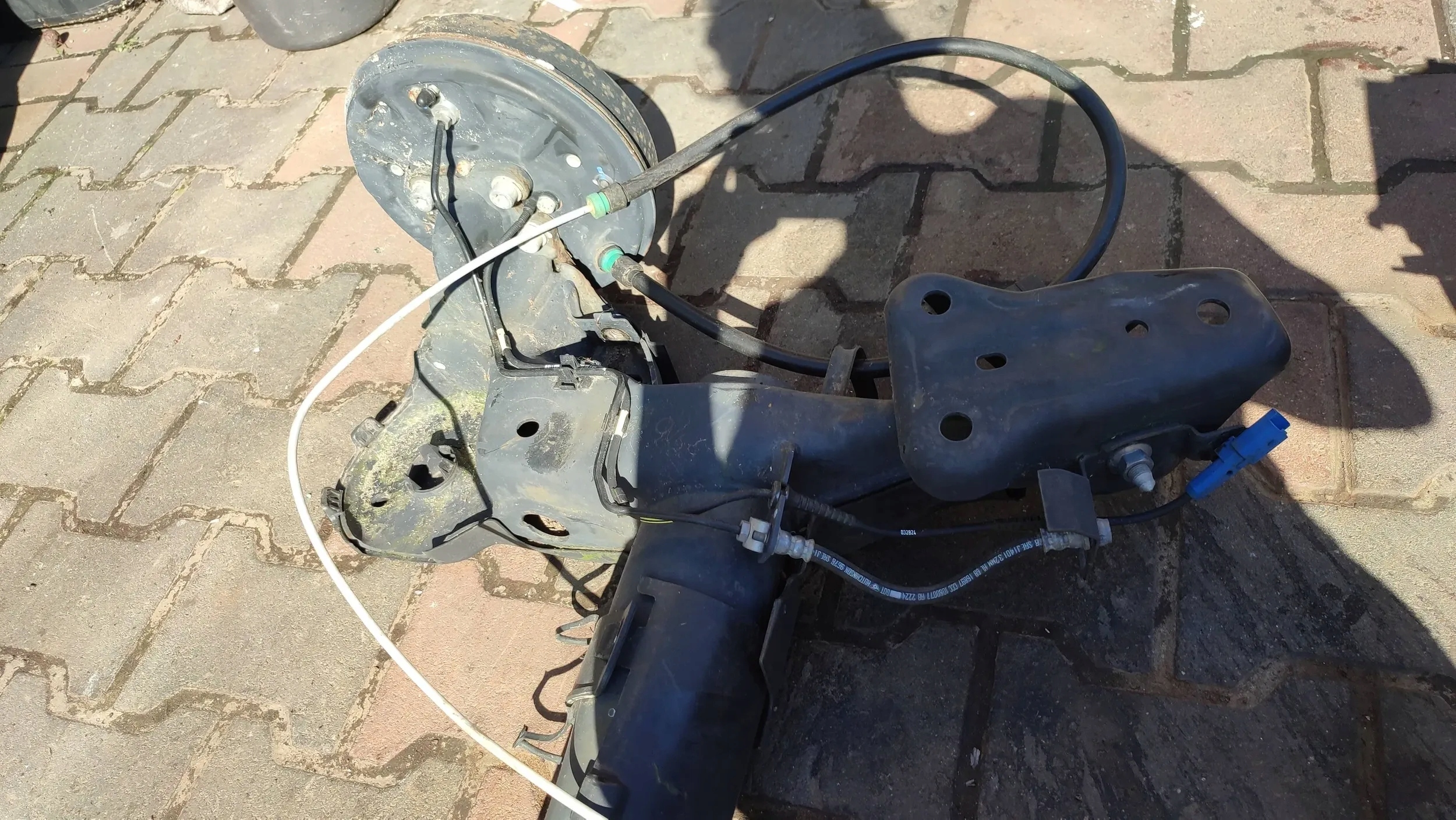 Citroen C4 Cactus 2019 sider rear part axis