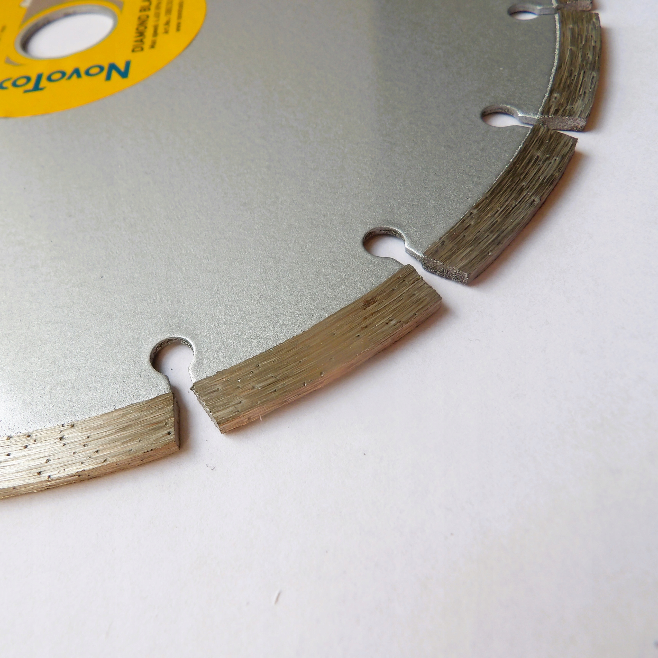 Tarcza diamentowa 230 mm Segmented do cięcia betonu kamienia cegieł Kod producenta TDHS230