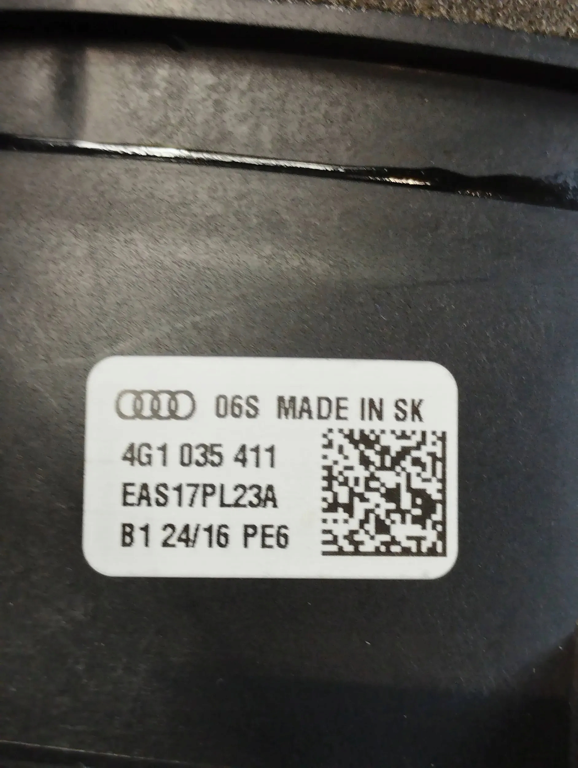 Audi A6 C7 4G speaker door right rear part 4G1035411
