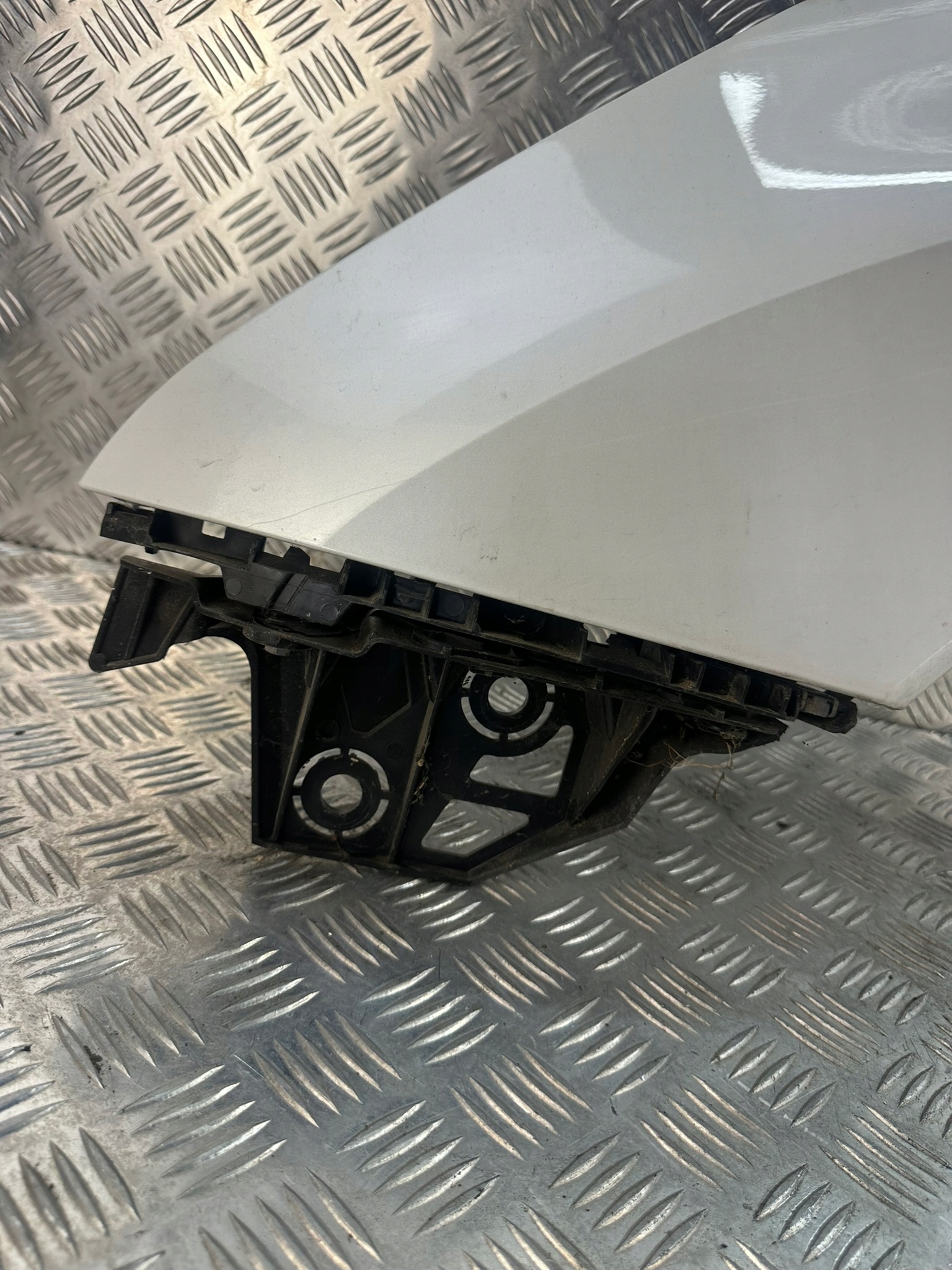 PEUGEOT 3008 fender left front KWED nice