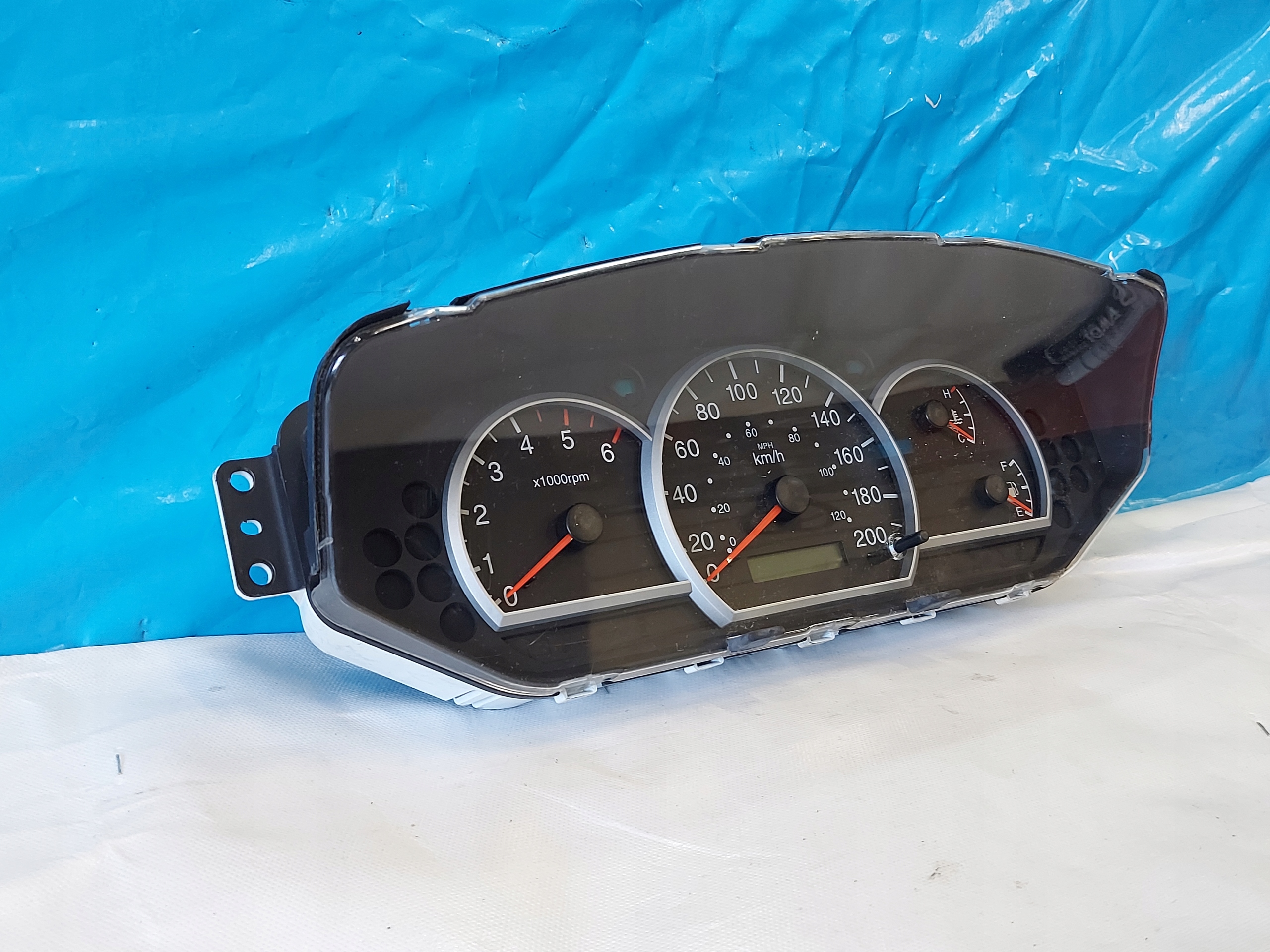 dials clock KIA CARENS II 2.0 CRDI 20051107