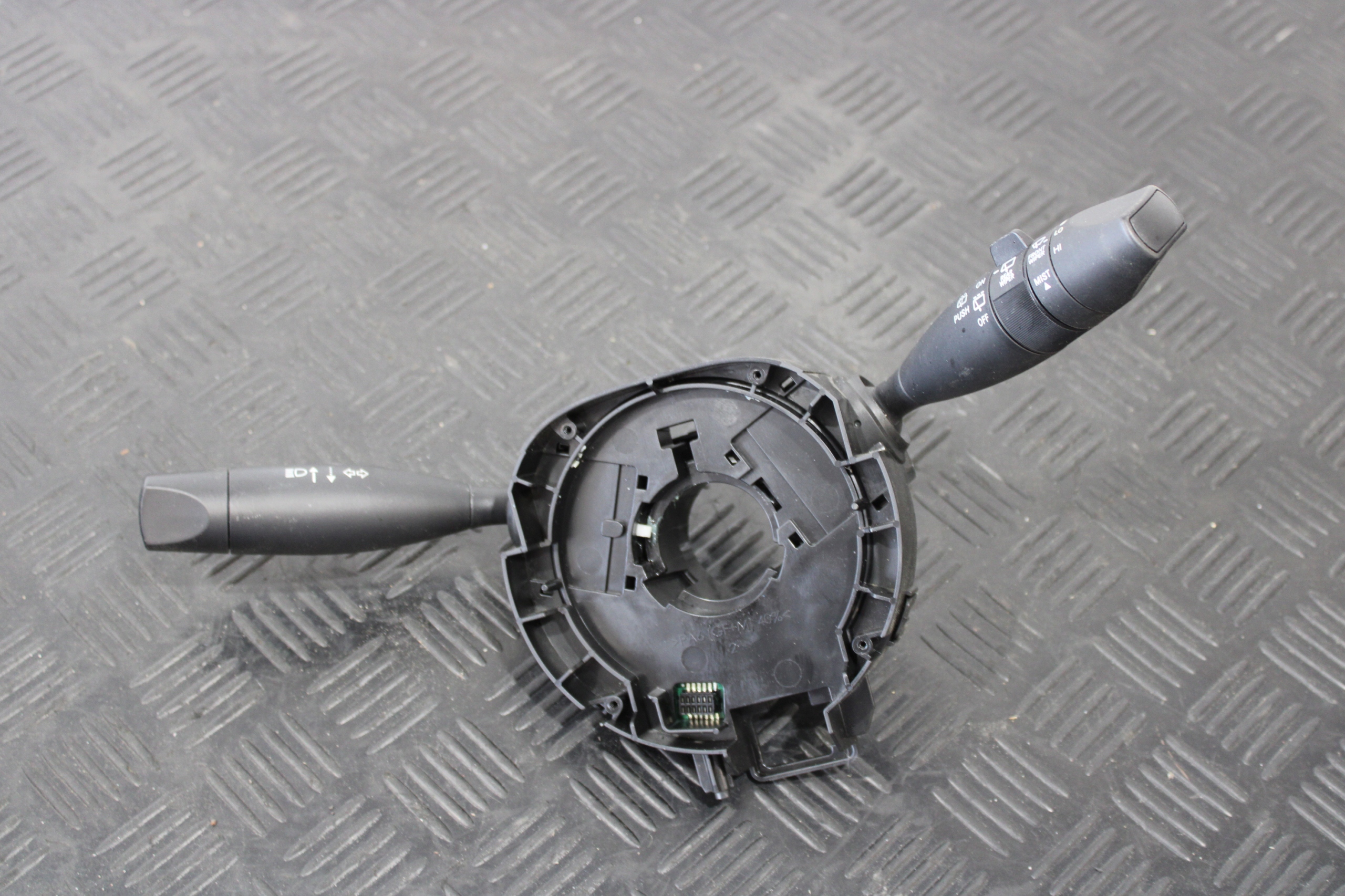 DEVIO LUCI DEVIO indicatori di direzione tergicristalli P68189101AK JEEP CHEROKEE V 5 KL
