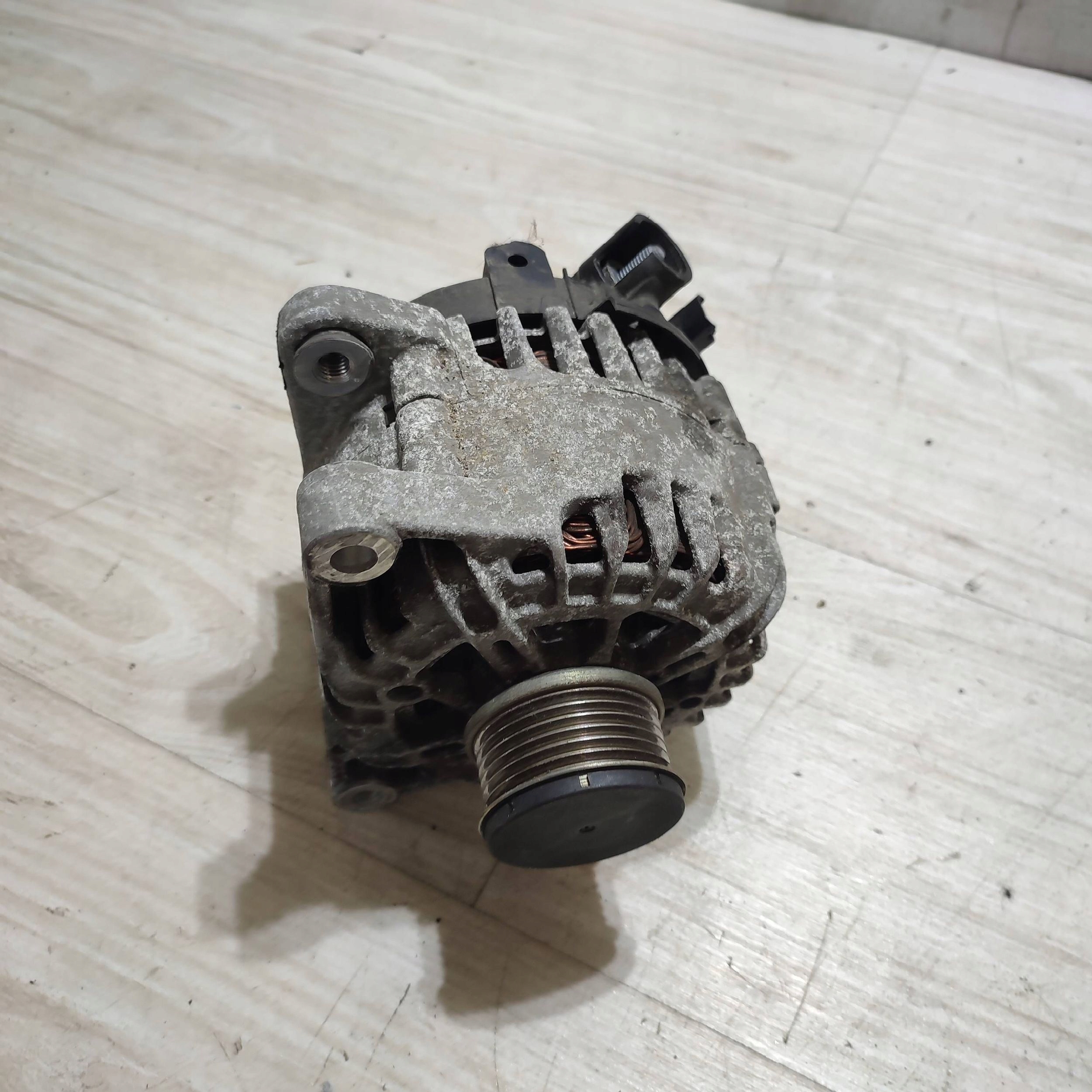 alternator Opel Corsa F 9835689480
