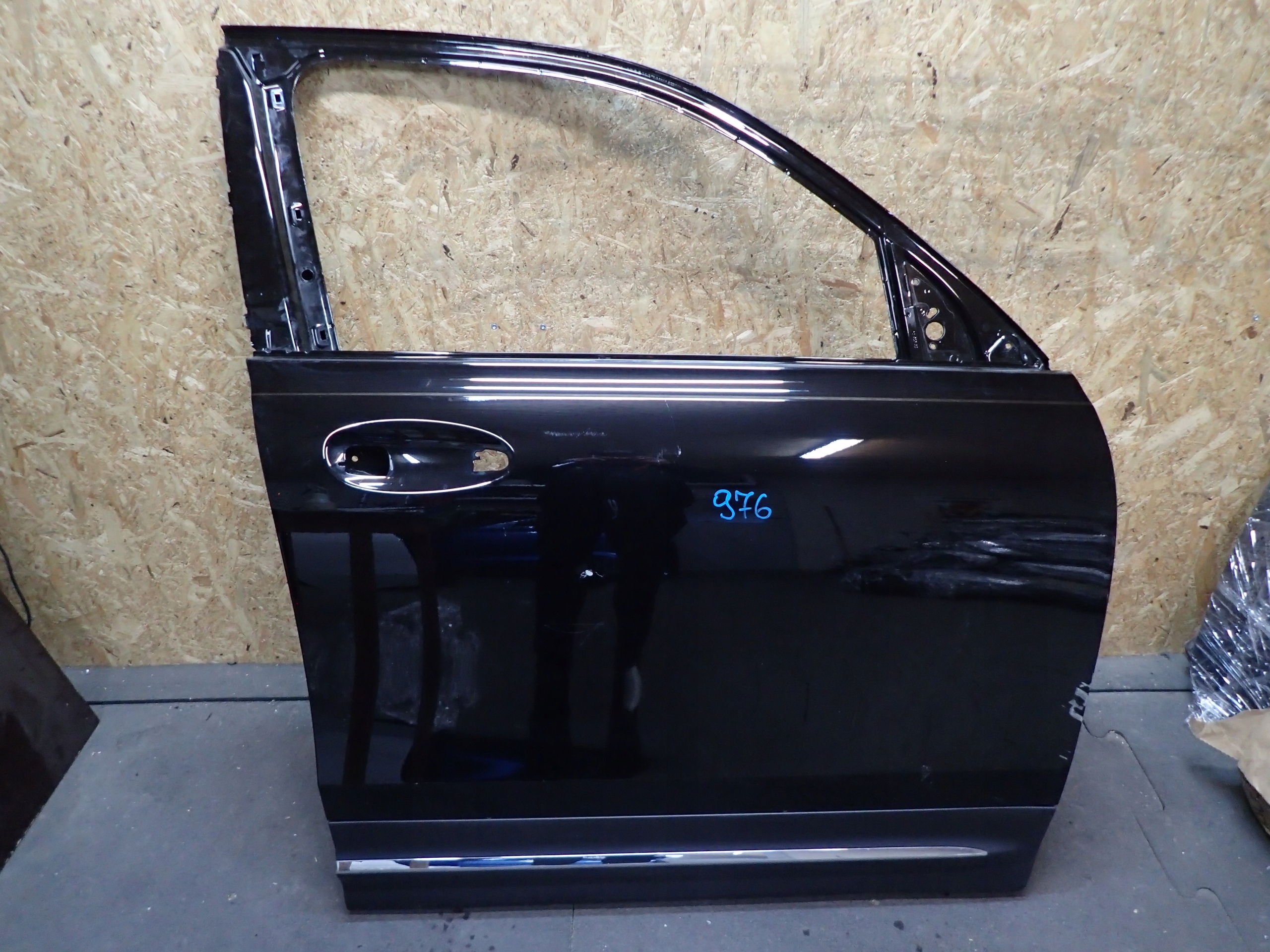 dveře předek pravé MERCEDES GLB W247