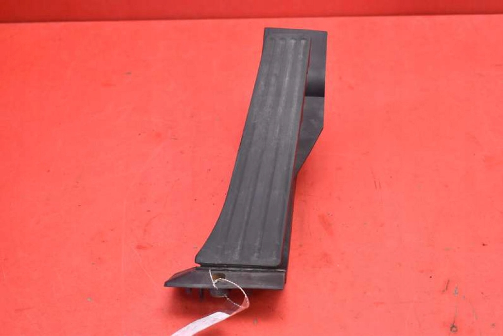 potentiometer accelerator pedal EU 6752614 BMW E65 3.5 V8 272 KM 01-05