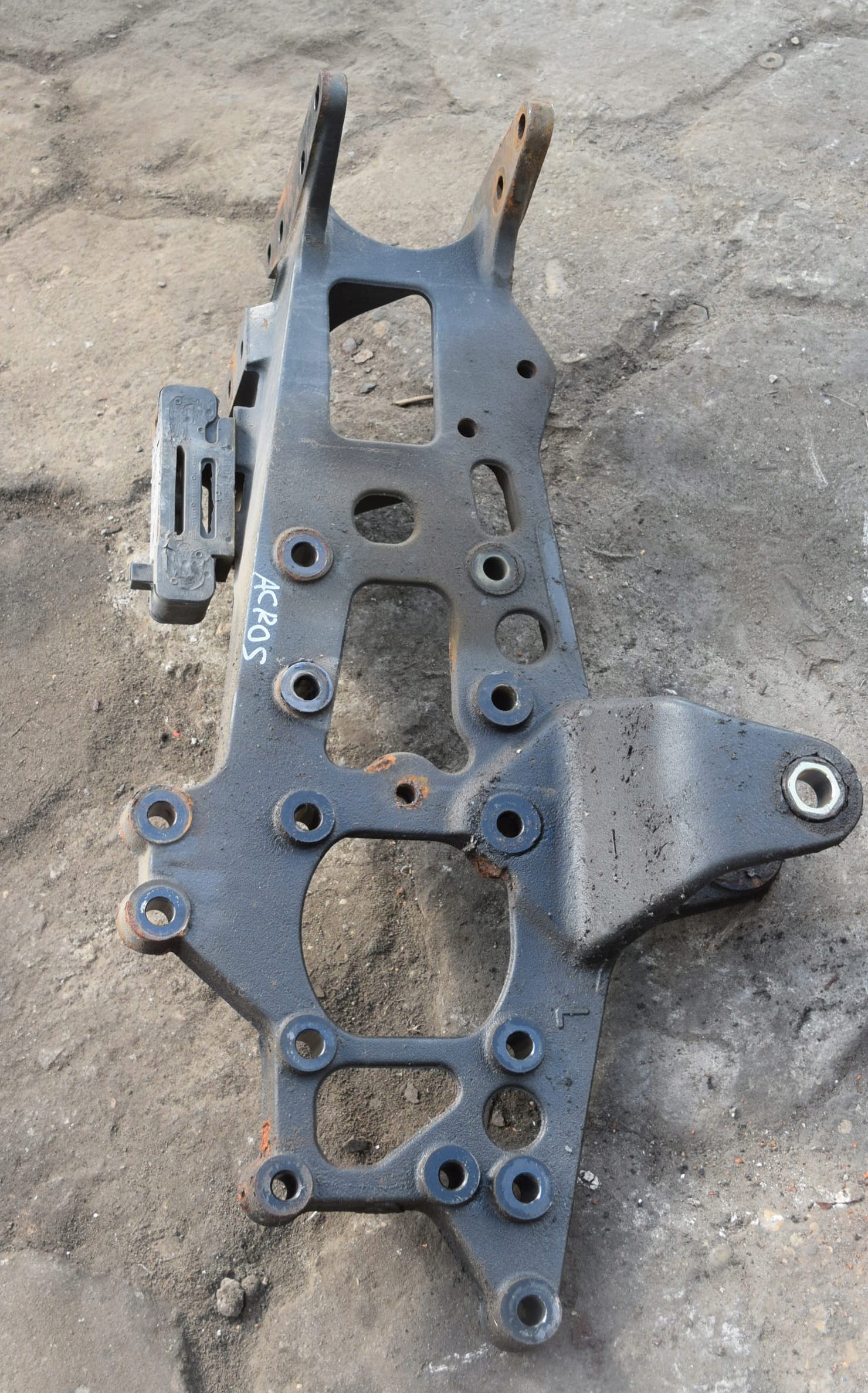 РАСШИРЕНИЕ РАМЫ MERCEDES ACTROS MP2 MP3 L / P