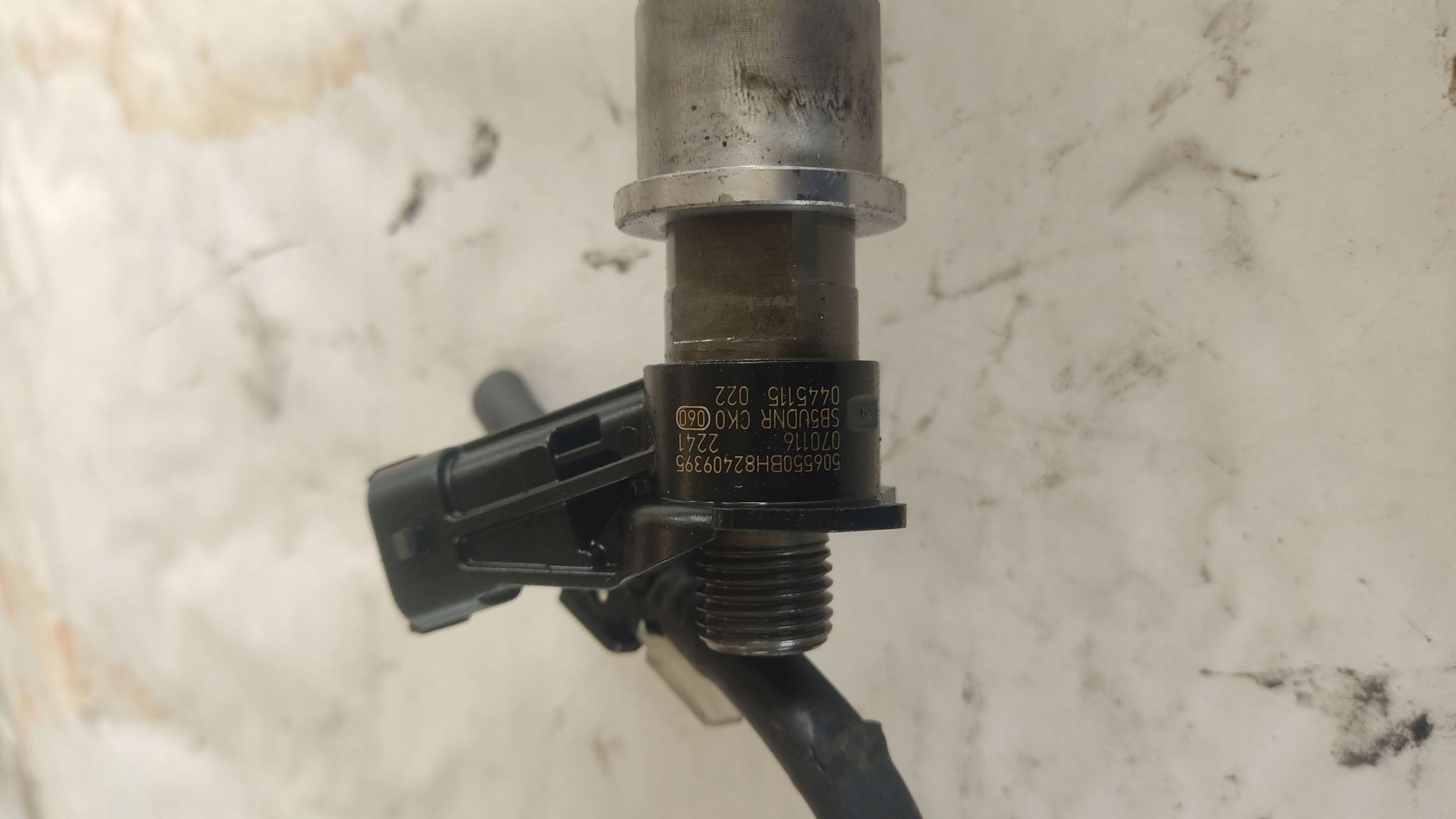 injector RENAULT 2.0 DCI