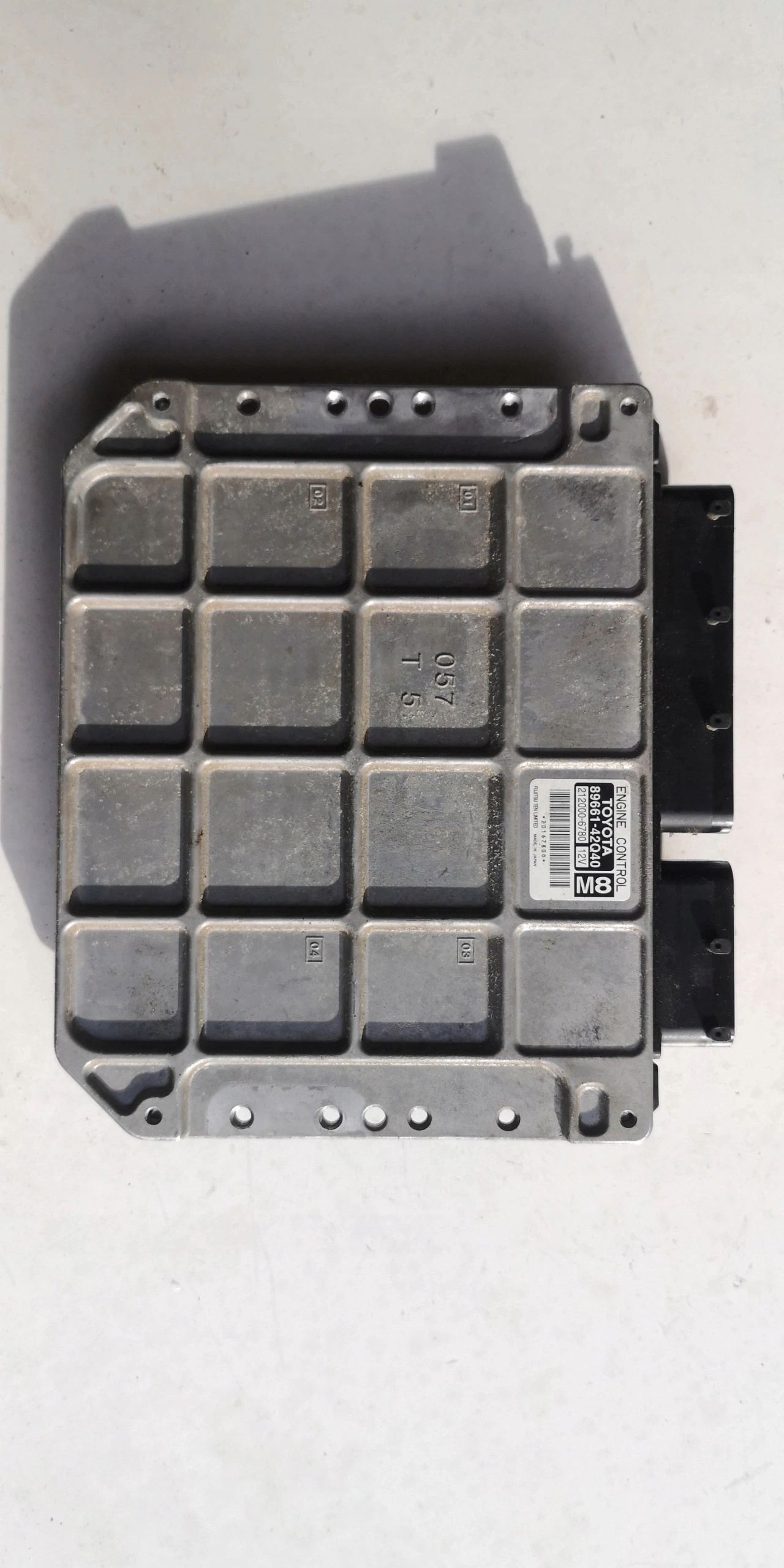 TOYOTA RAV4 2.0B computer ECU 89661-42Q40 212000-6780