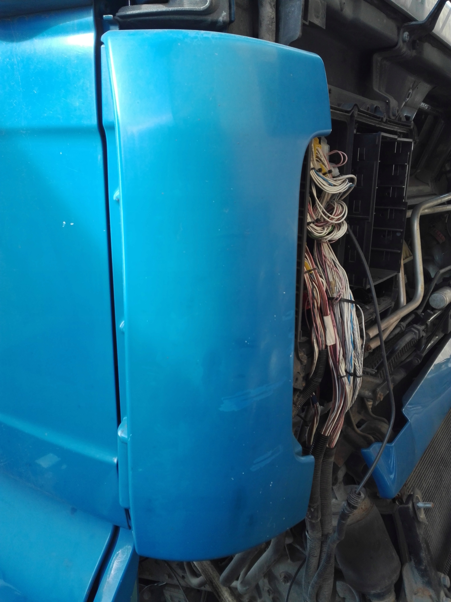 NAROŻNIK PRAWY OWIEWKA MAN TGA TGL 200 ZŁ NETTO