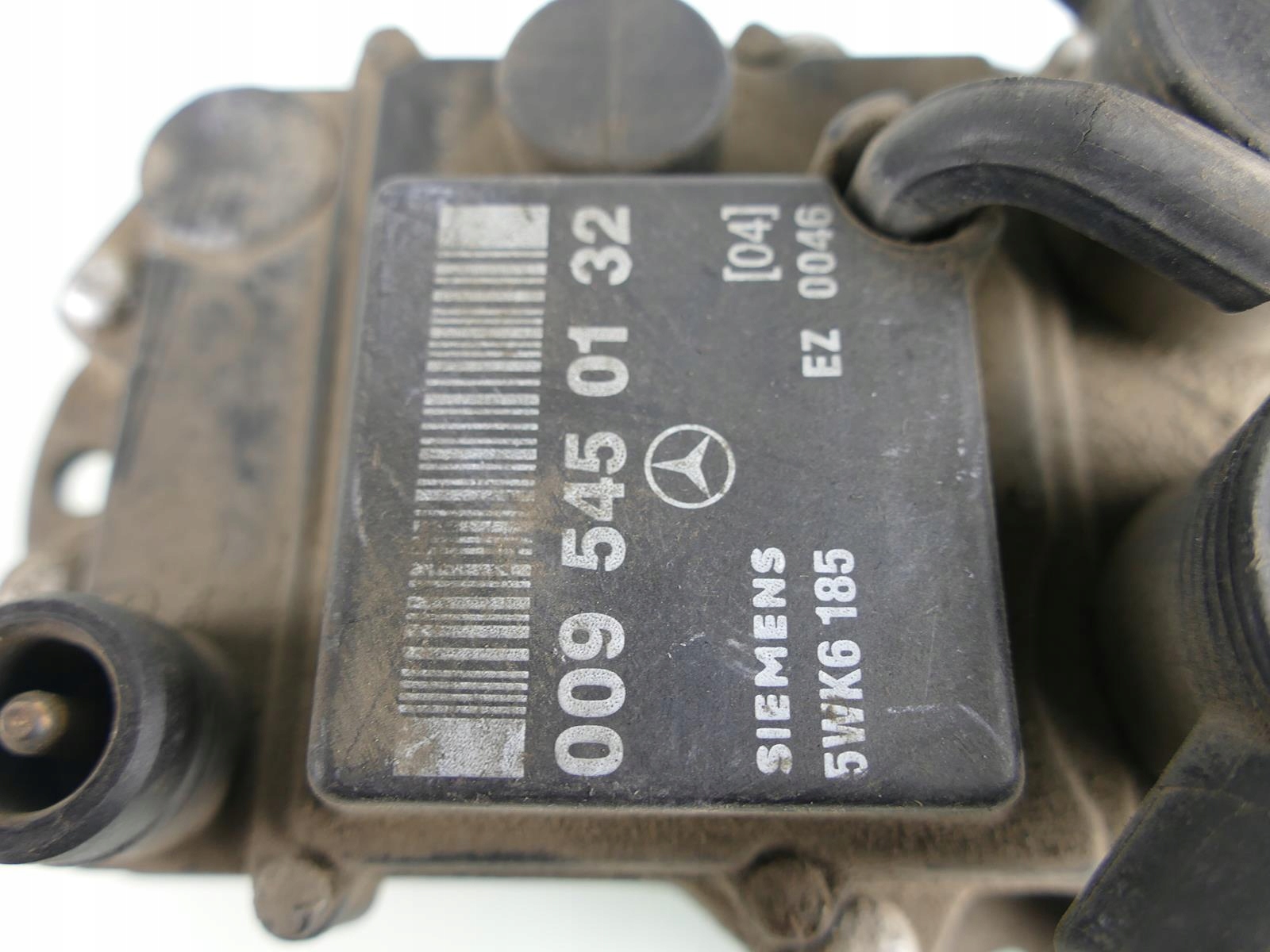 MERCEDES W124 230 2.3 module ZAPLONU ignition BUS