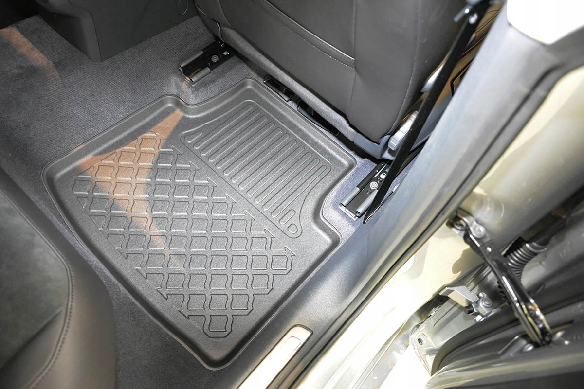 Volkswagen Arteon 2017- Dywaniki do auta Informacje dodatkowe bezzapachowe korytkowe mocowania w zestawie