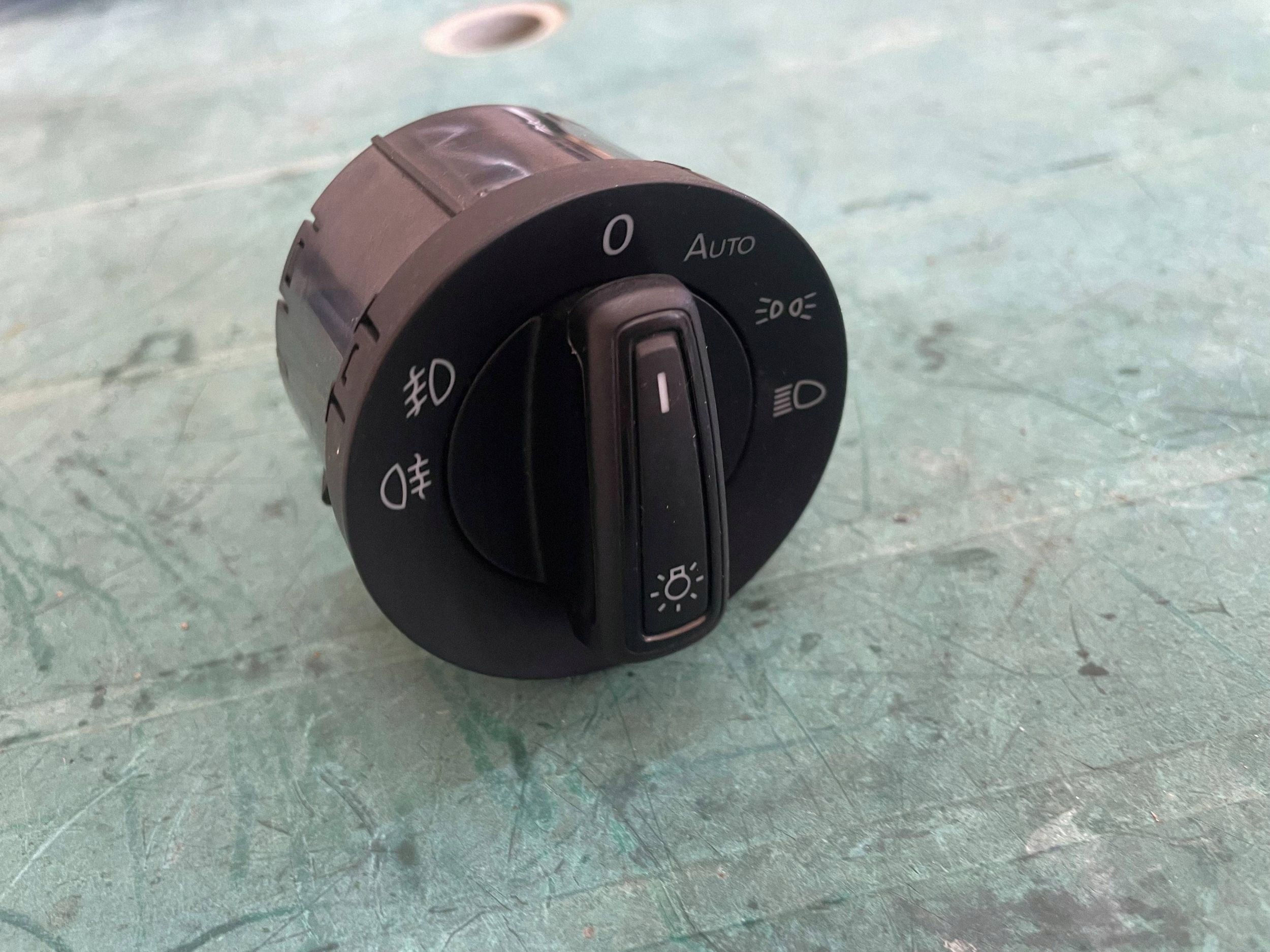 interruttore luci VOLKSWAGEN GOLF VII 5G0941431AP @M