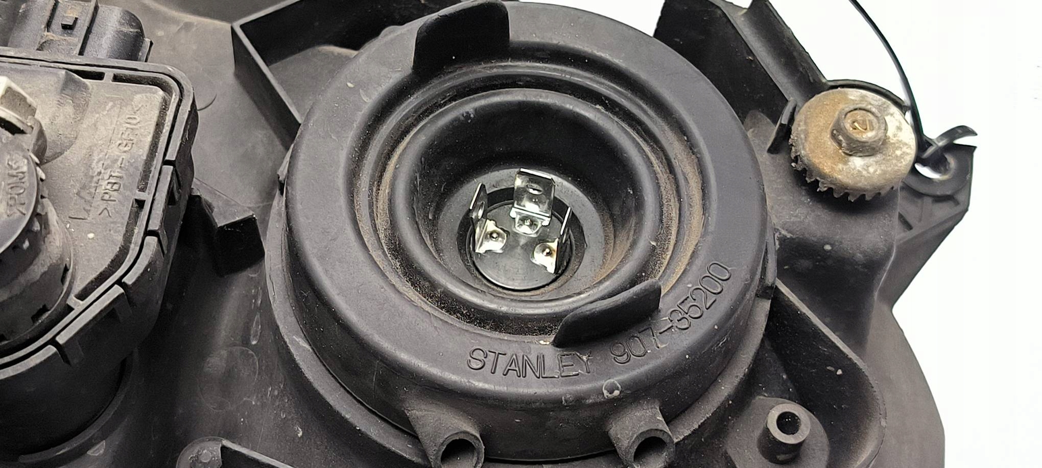light left front EU SUZUKI IGNIS and
