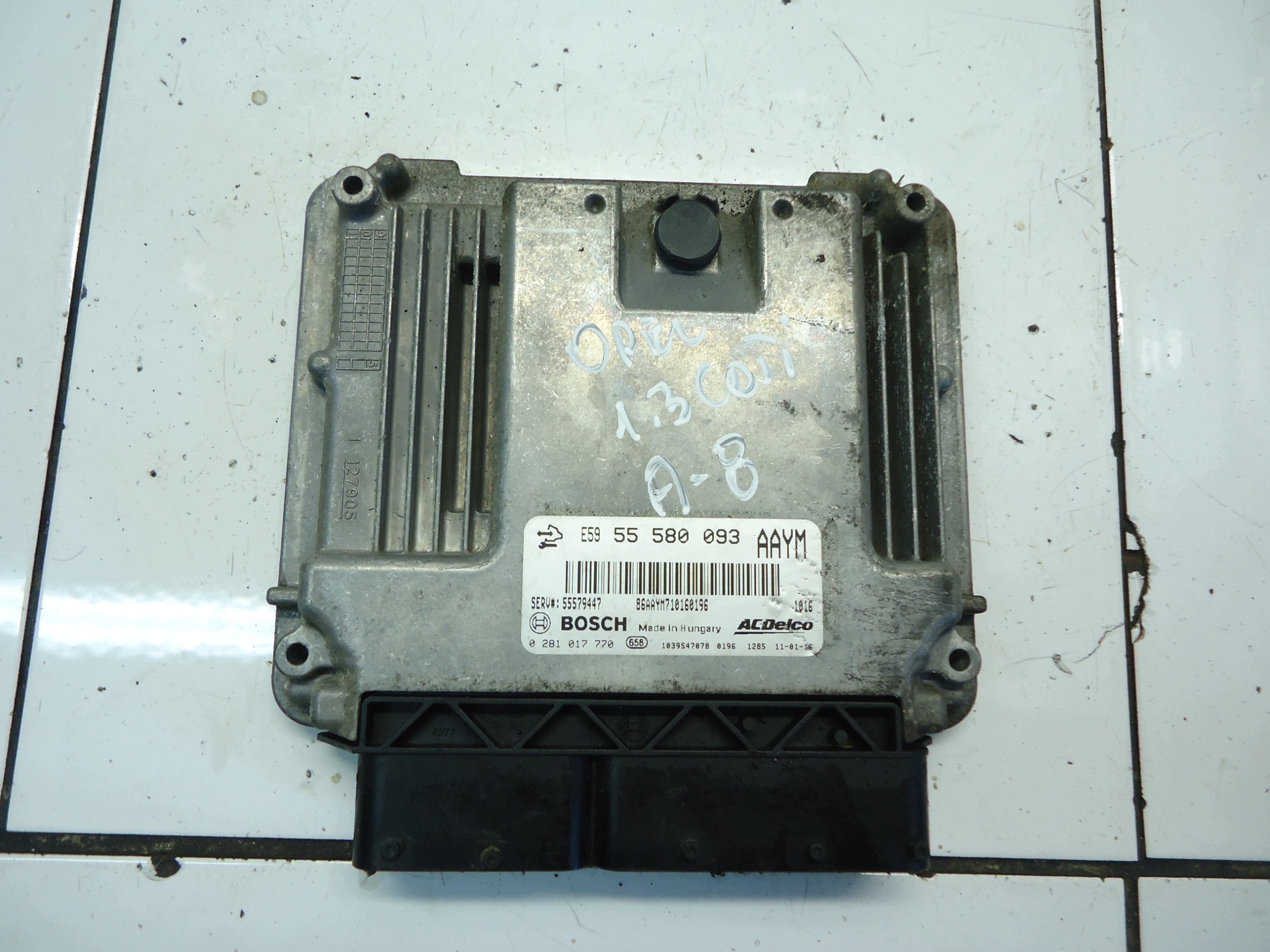 OPEL ASTRA J CORSA D 1.3CDTI computer motore 55580093 0281017770