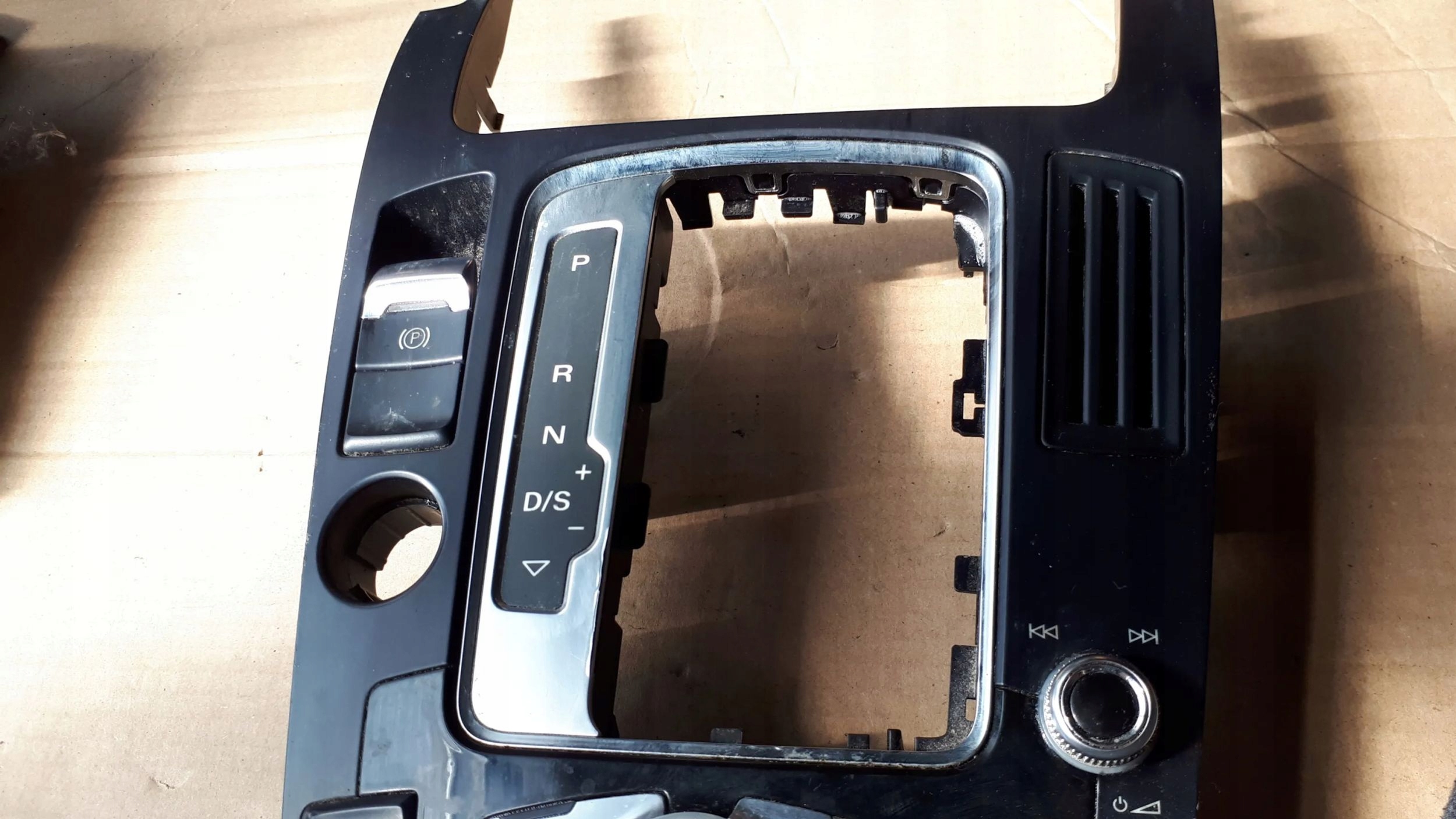 SQ5 8R Q5 control panel MMI 8T0919611L A4 B8 A5
