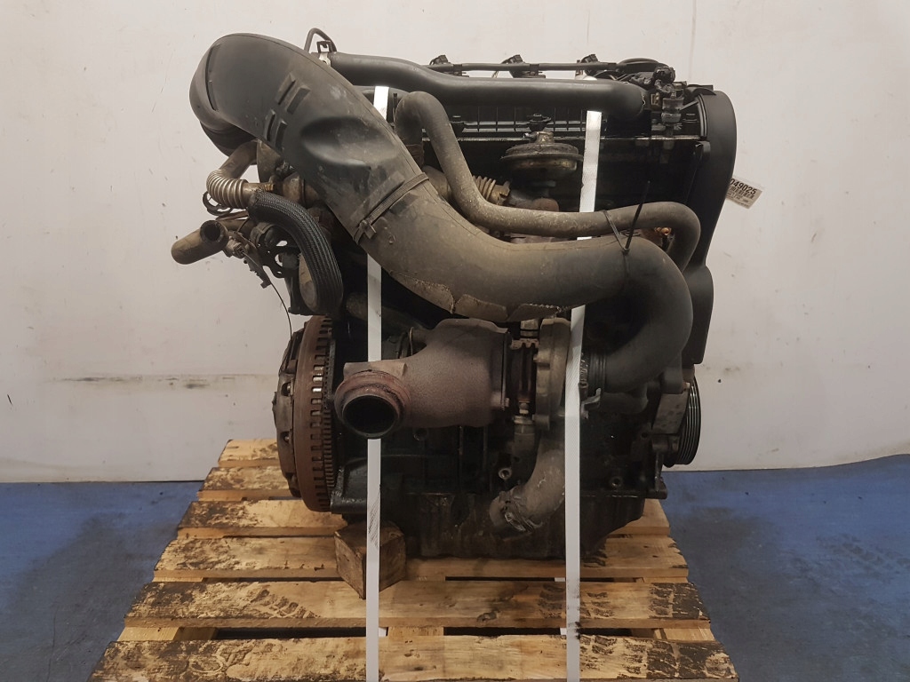 peugeot 406 Купе 2.2 двигатель дизель 4HX