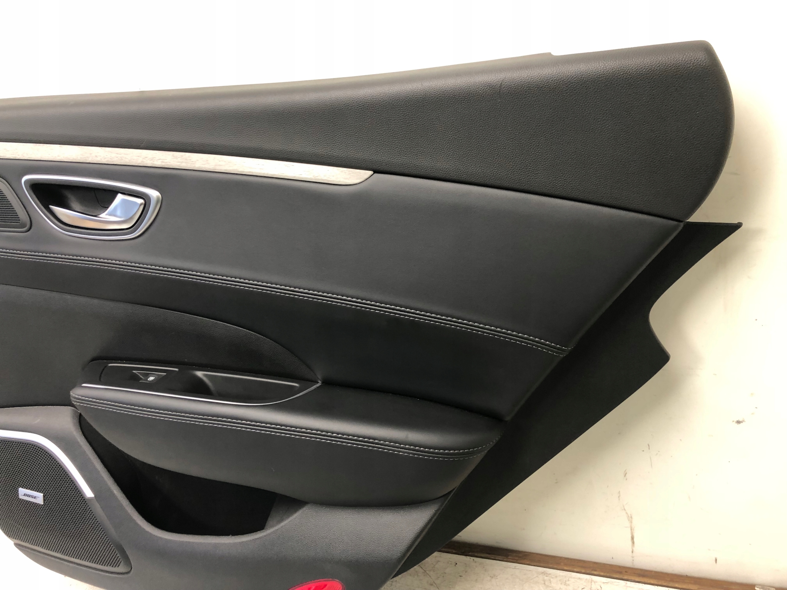RENAULT TALISMAN INITIALE side upholstery right rear part BOSE 0137