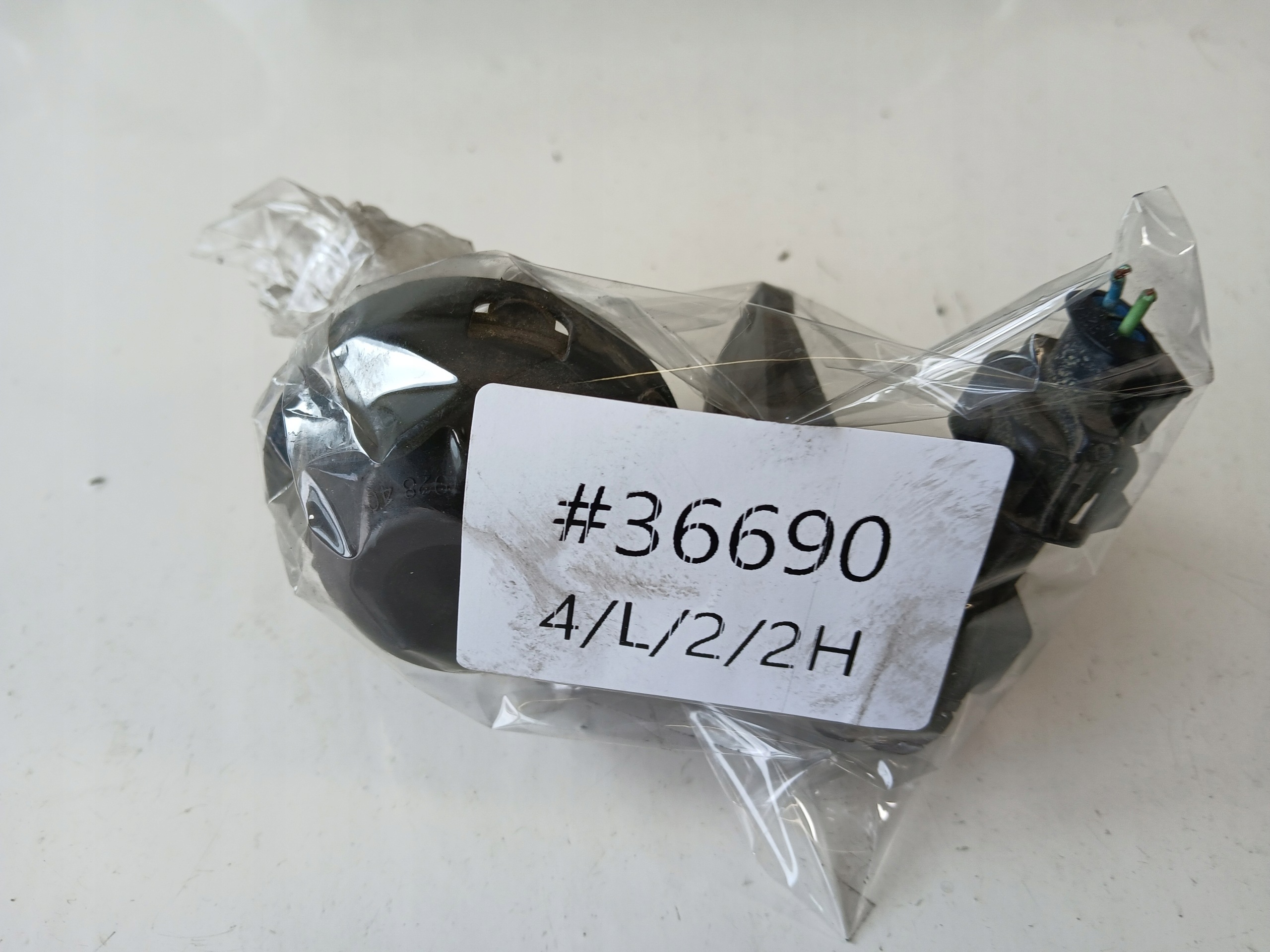 OPEL CORSA C 1.2 Sensor der Ansaugbrücke 1928498092