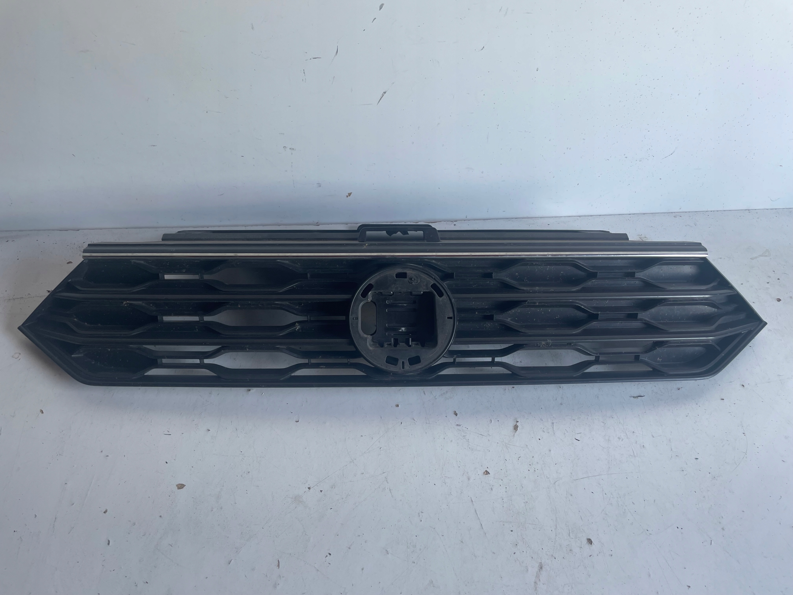 VW T-Roc A1 Kühlergrill FRONTGRILL Kühlergitter 2GA853343B - Thumbnail 1