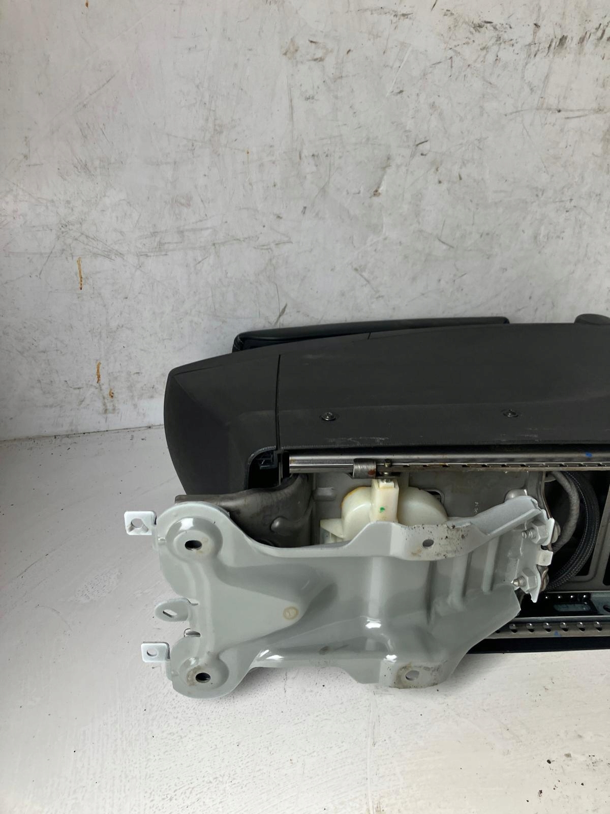 подлокотник renault SCENIC III кожа