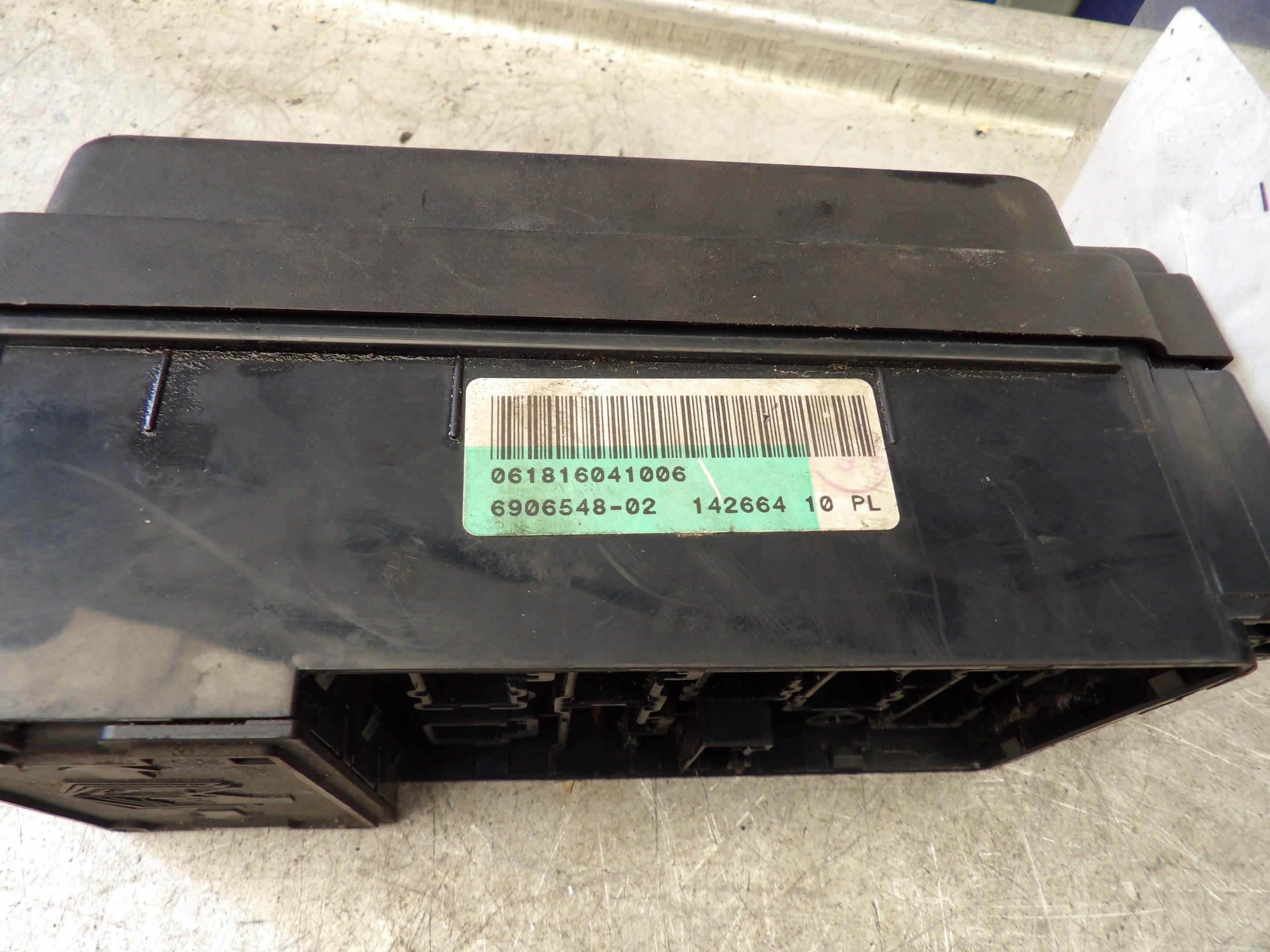 Mini Cooper II fuse box 6906548-02 142664 10 PL