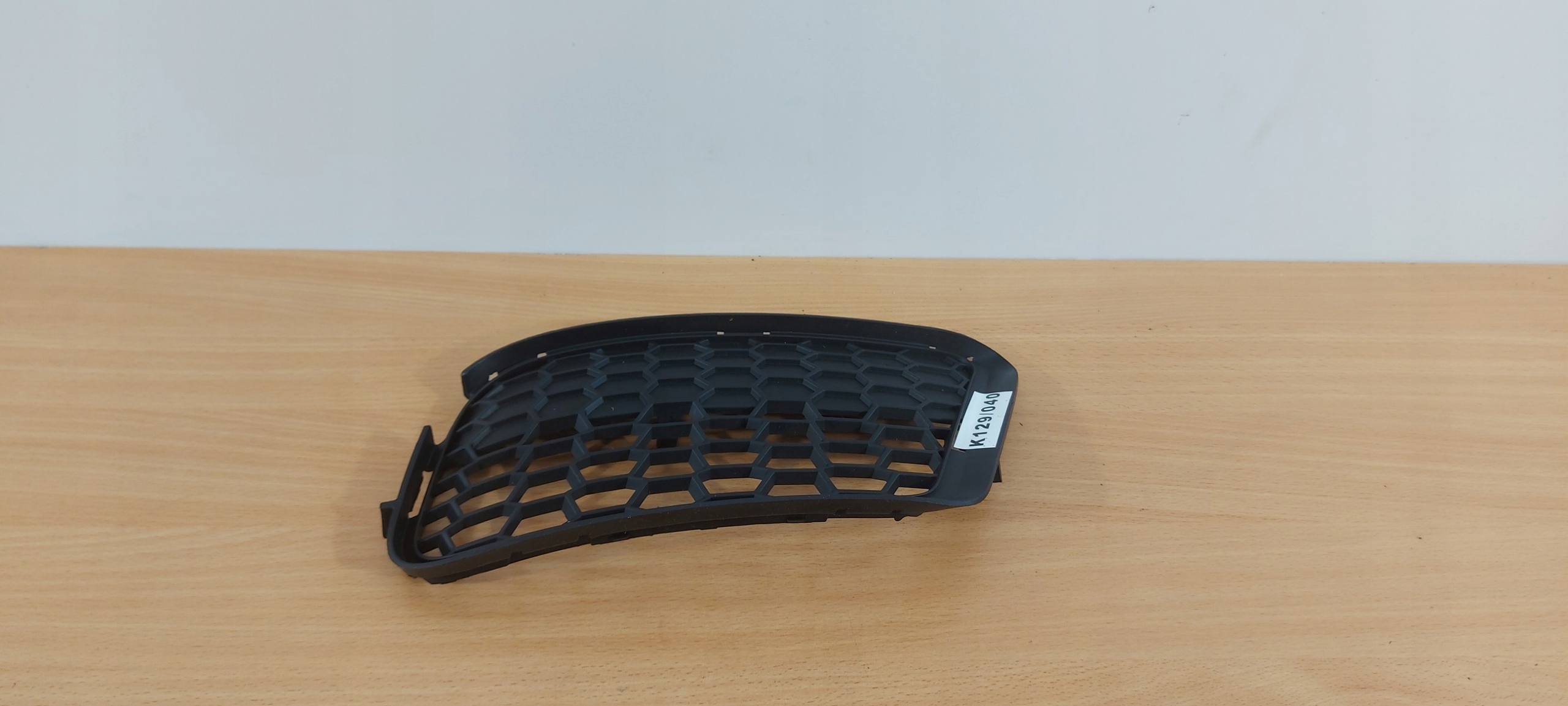 BMW X1 E84 m-packet grid of a bumper new ORG 040