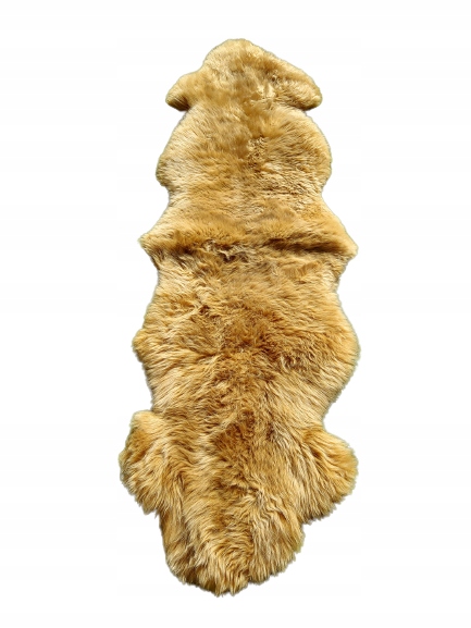Ovčia koža Koberec Prehoz Farba Camel Prírodná koža Ovčia koža