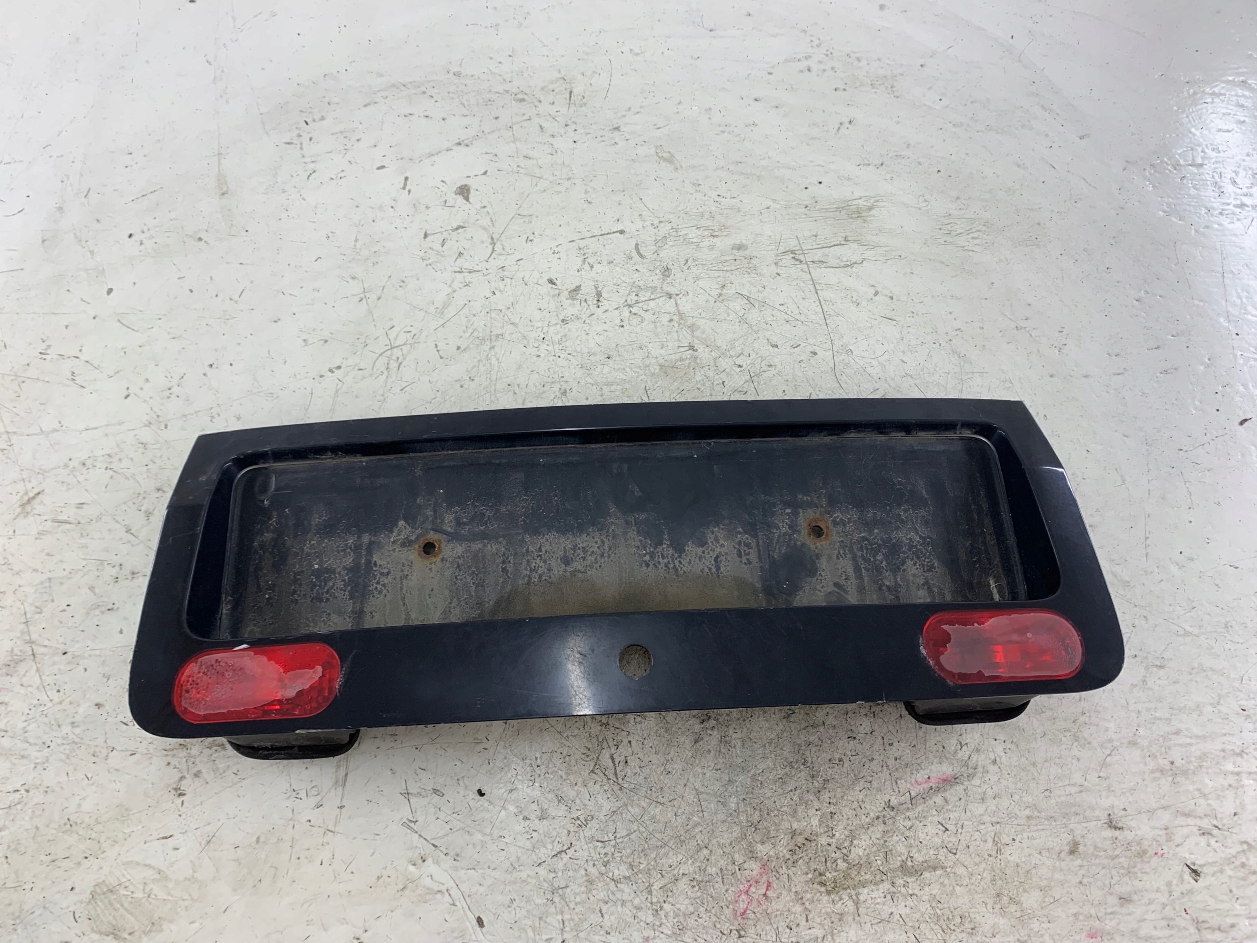 AUDI A6 C5 KOMBI AVANT cap bonnet boot 4B9945695M