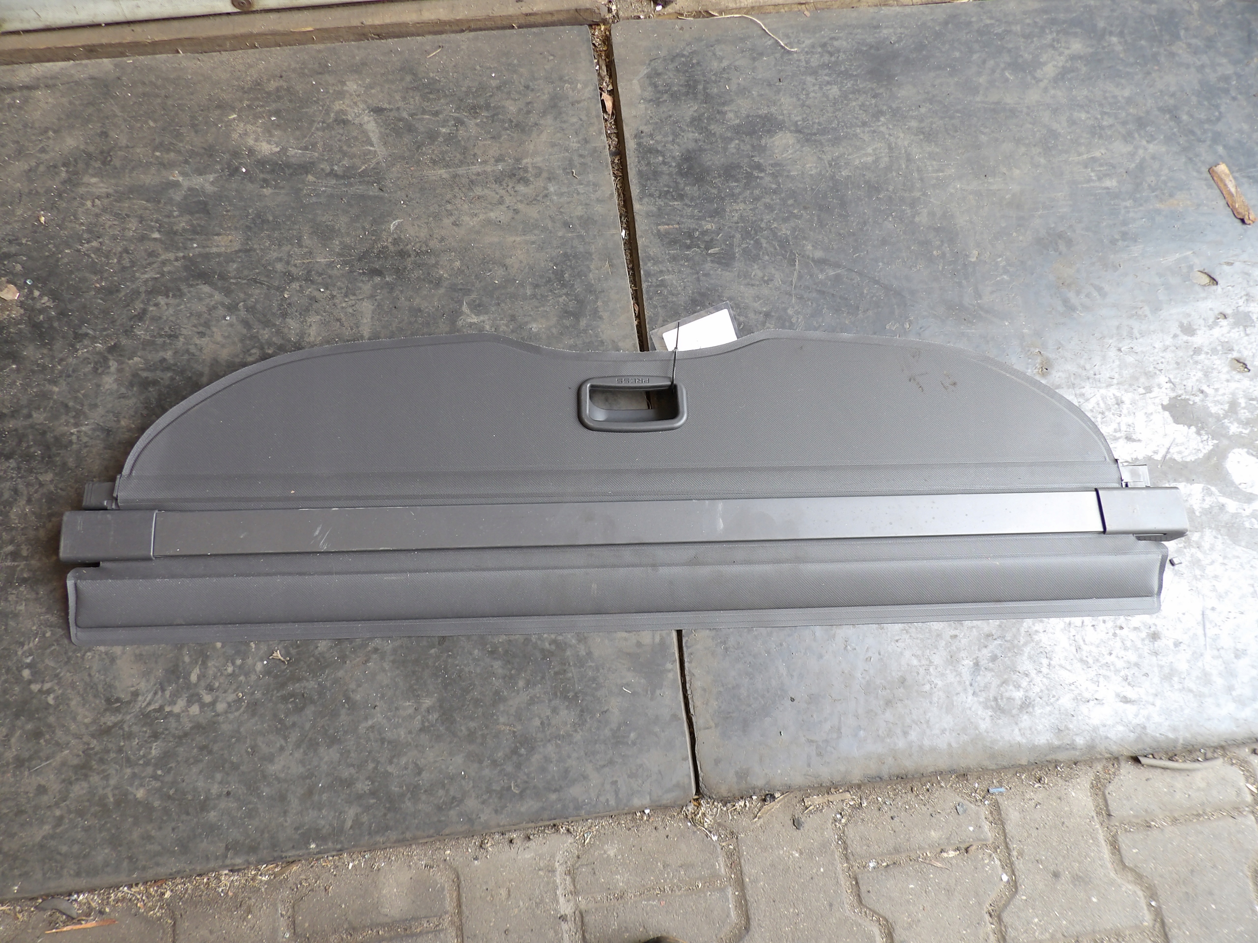 Ford Focus MK3 kombi blinds boot BM51-N55066-AC5B8