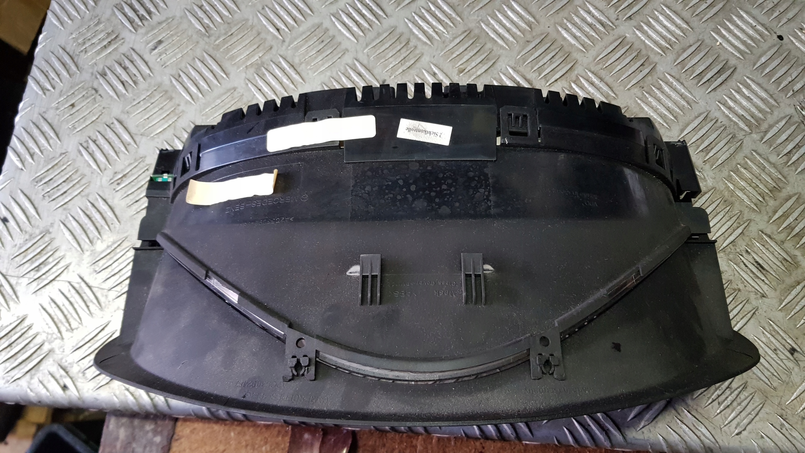 MERCEDES C-class W203 dials clock 2.2 CDI LIFT a2035404947