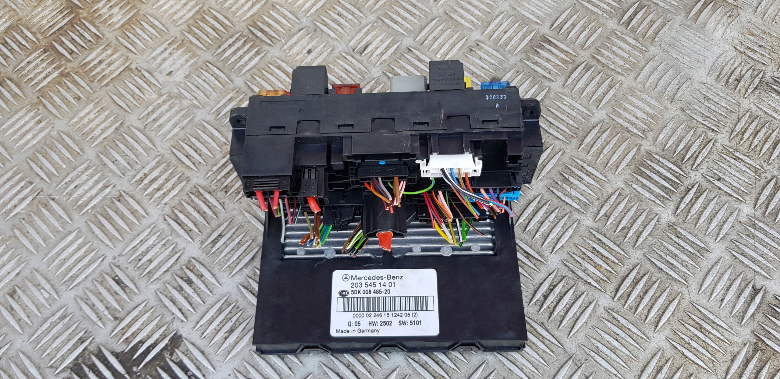 MERCEDES W203 module SAM compartment