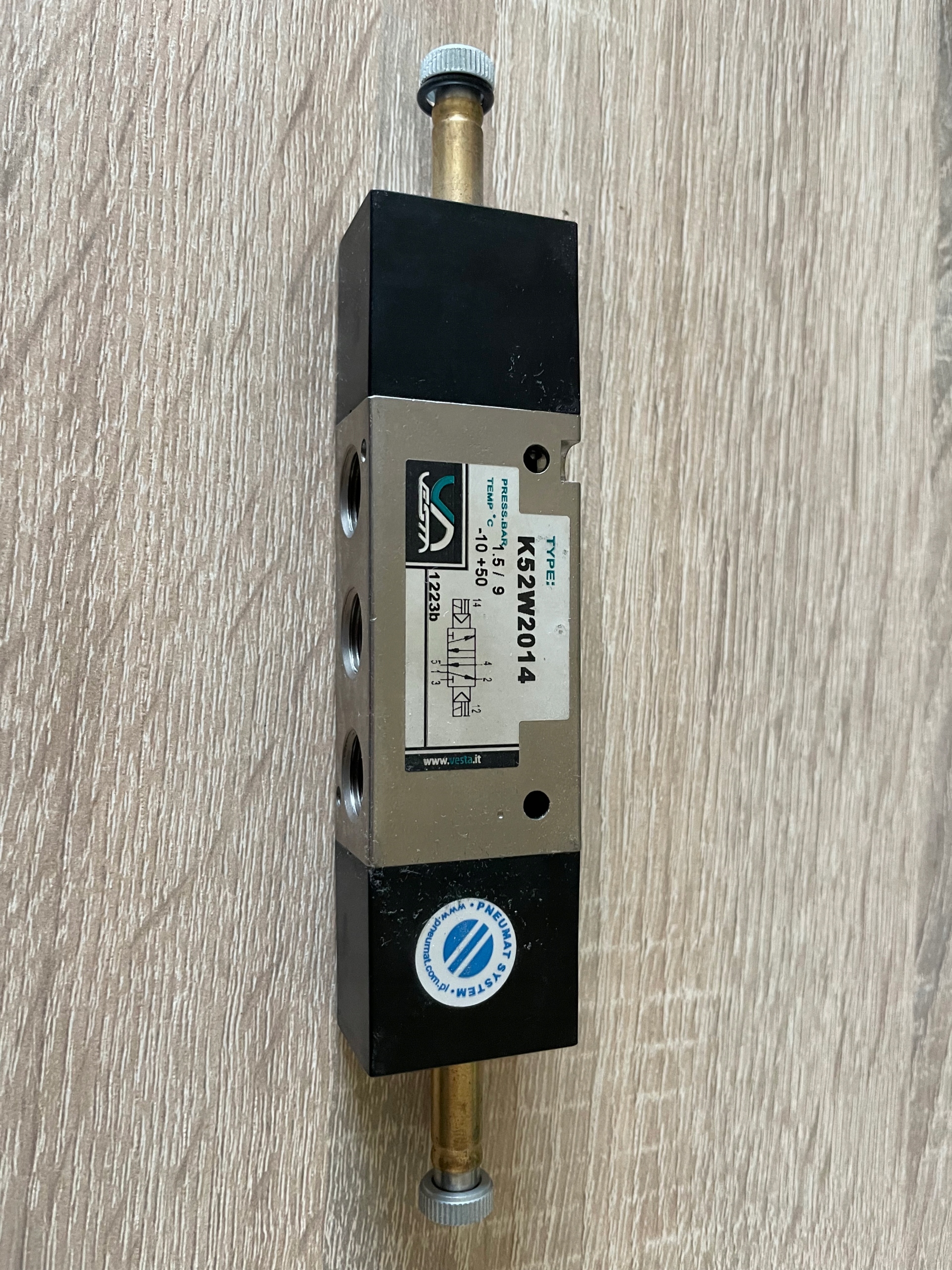 Zawór, Pneumax K52W2014