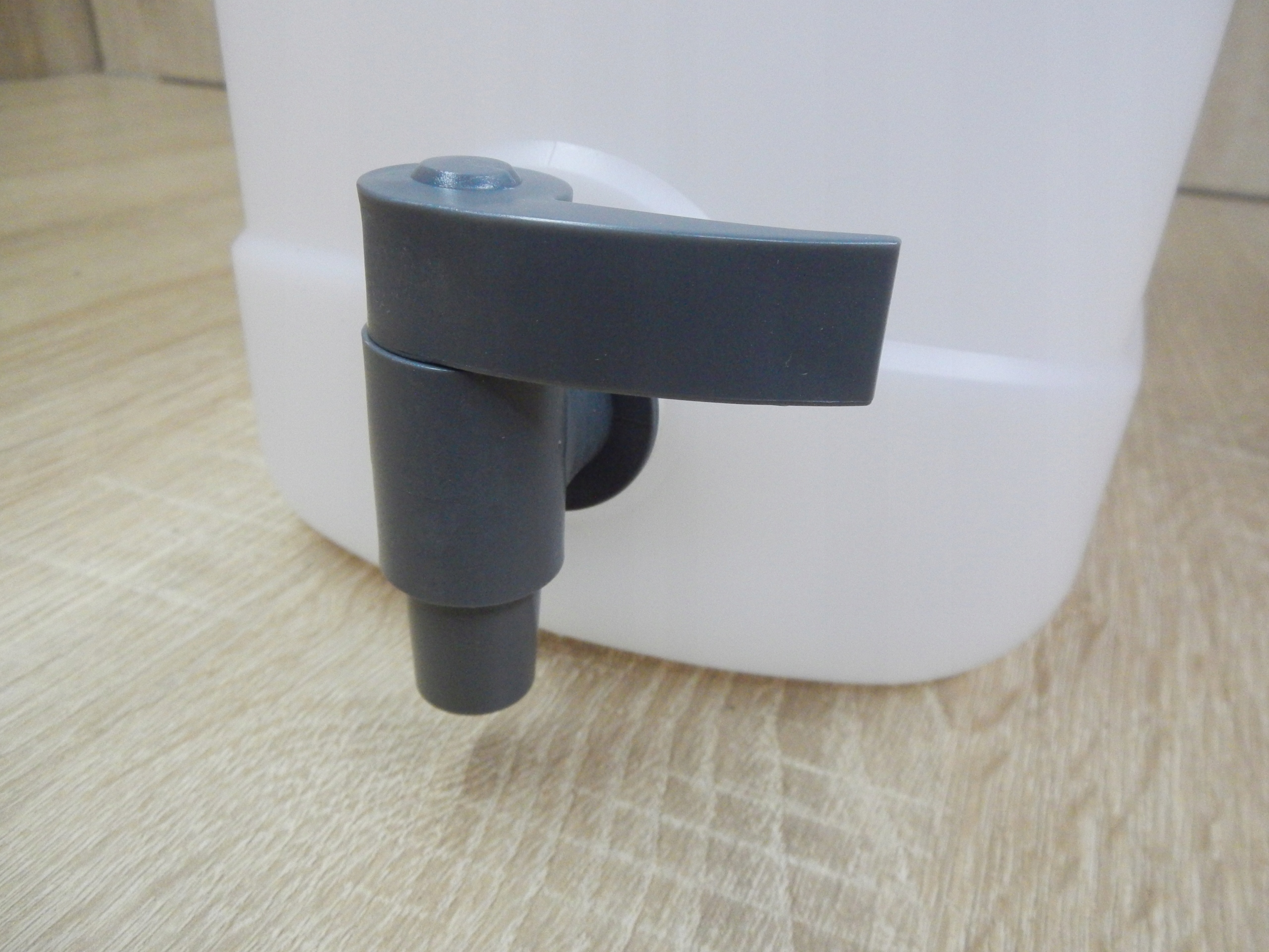 Kanister Bańka na wodę pitną z kranem 10L PRESSOL Rodzaj kanister