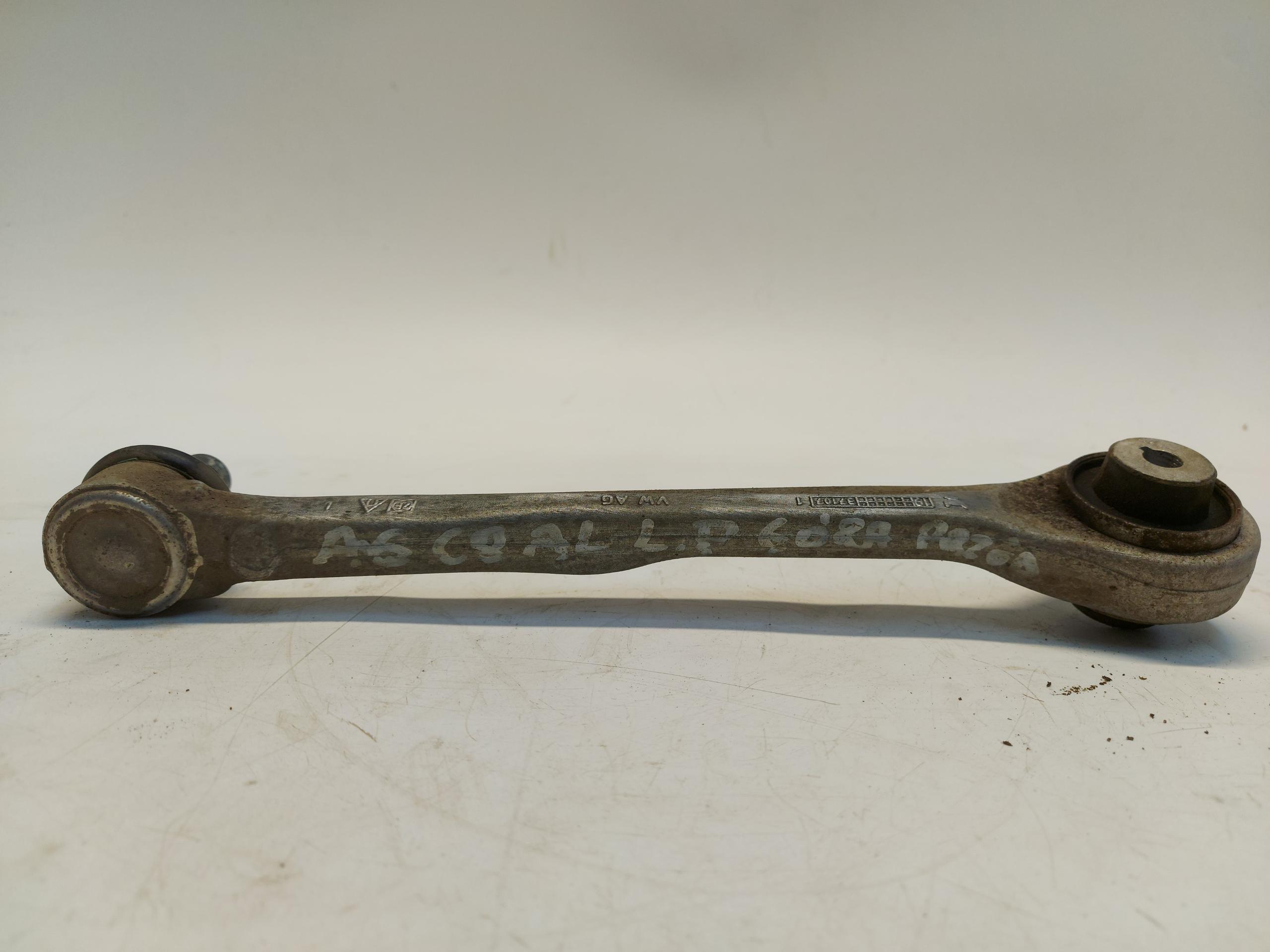AUDI A6 C8 4K9 Allroad Kombi arm upper front left front