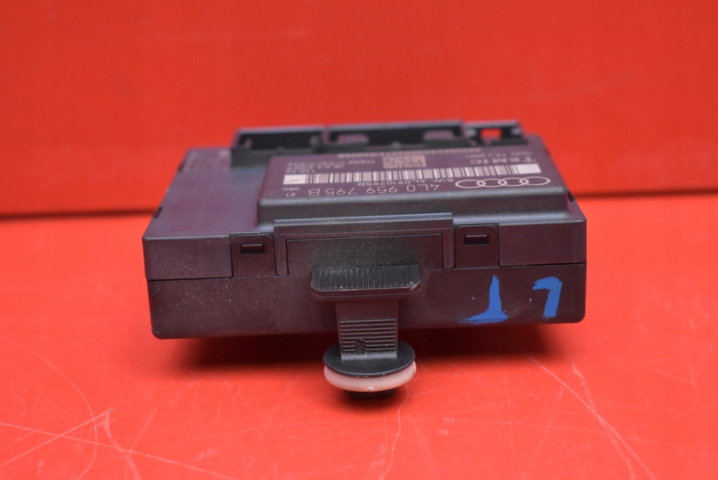 control unit module door left rear part 4L0959795B AUDI Q7 4L 05-09